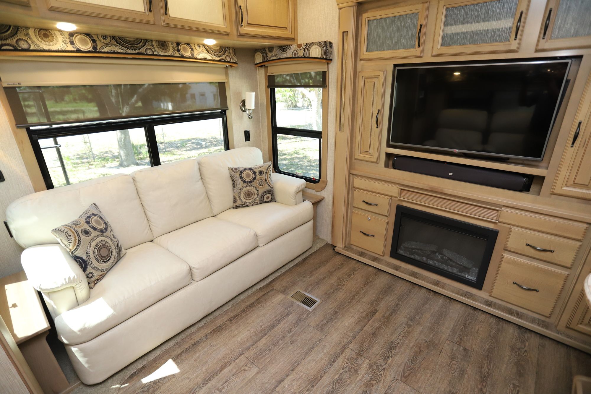 Used 2016 Crossroads Redwood 39MB Fifth Wheel  For Sale