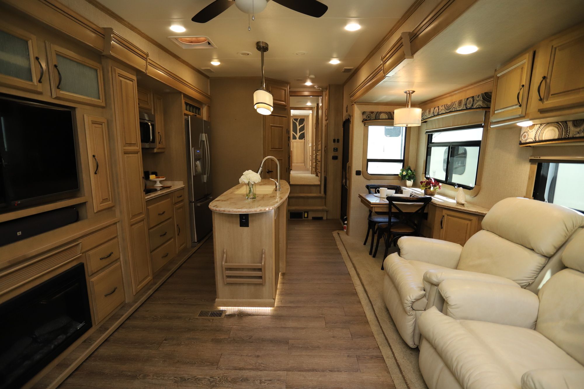 Used 2016 Crossroads Redwood 39MB Fifth Wheel  For Sale