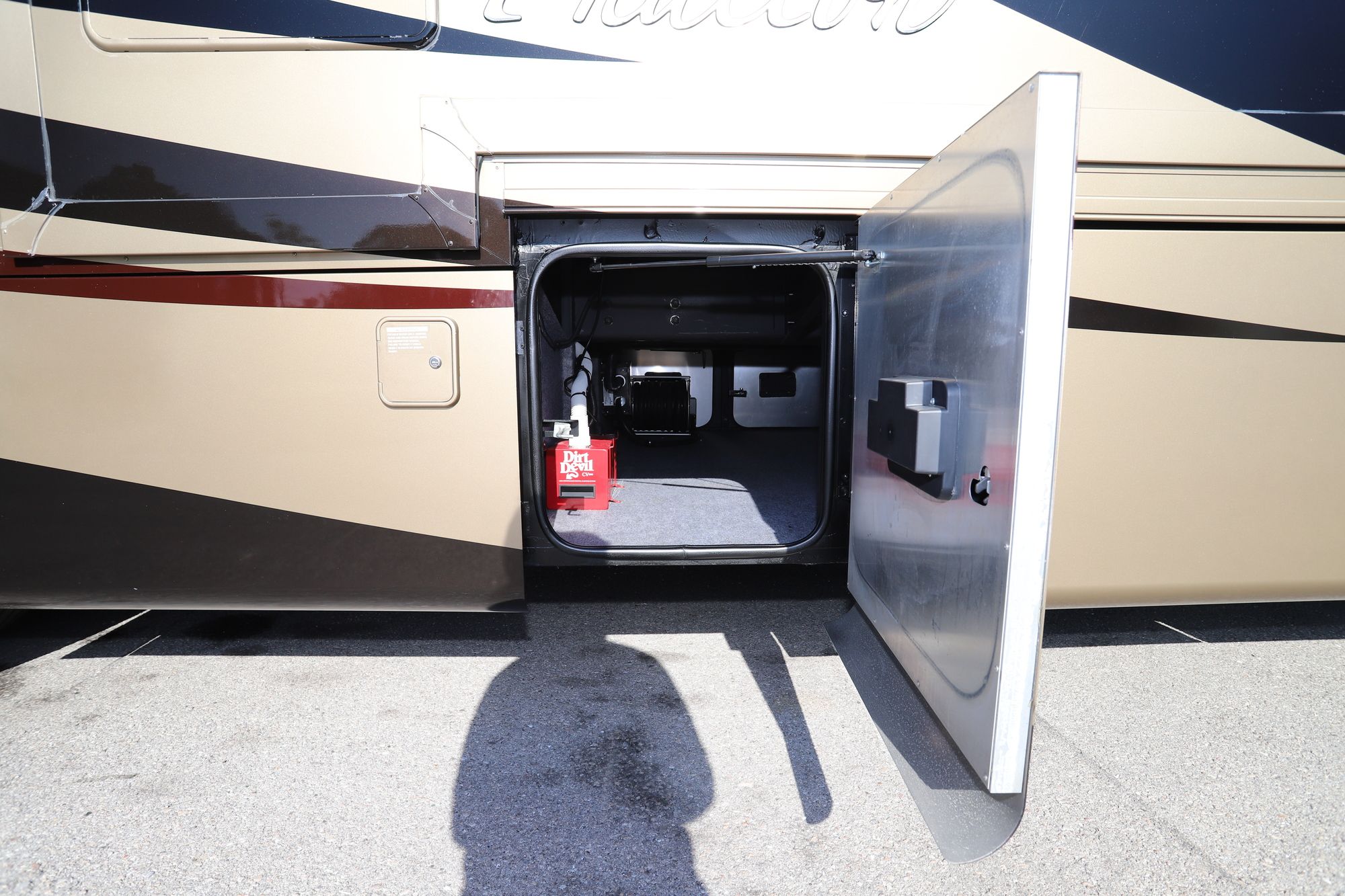 Used 2012 Tiffin Motor Homes Phaeton 42LH Class A  For Sale