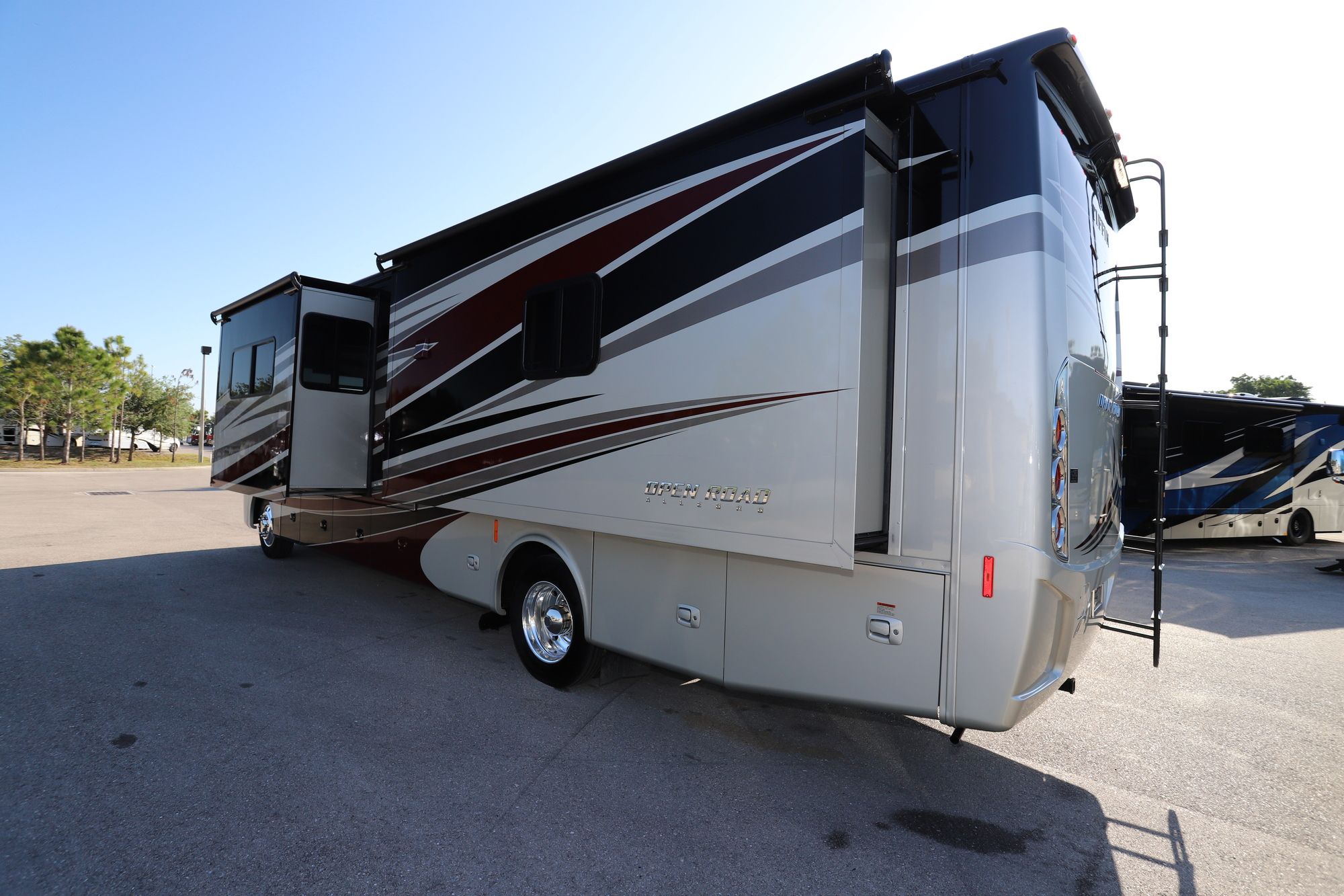 Used 2018 Tiffin Motor Homes Allegro 34PA Class A  For Sale