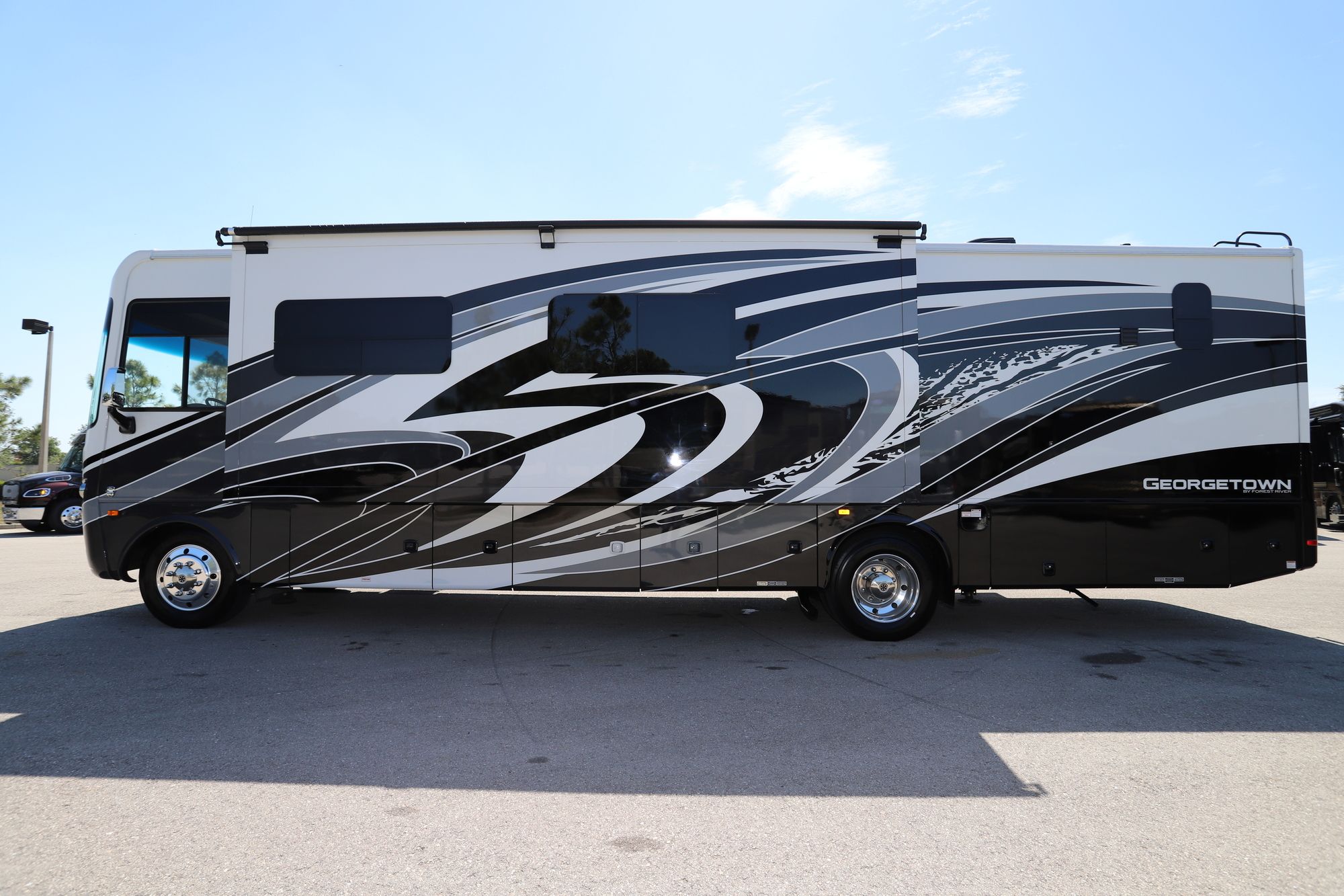 Used 2019 Forest River Georgetown  Xl 369DS Class A  For Sale