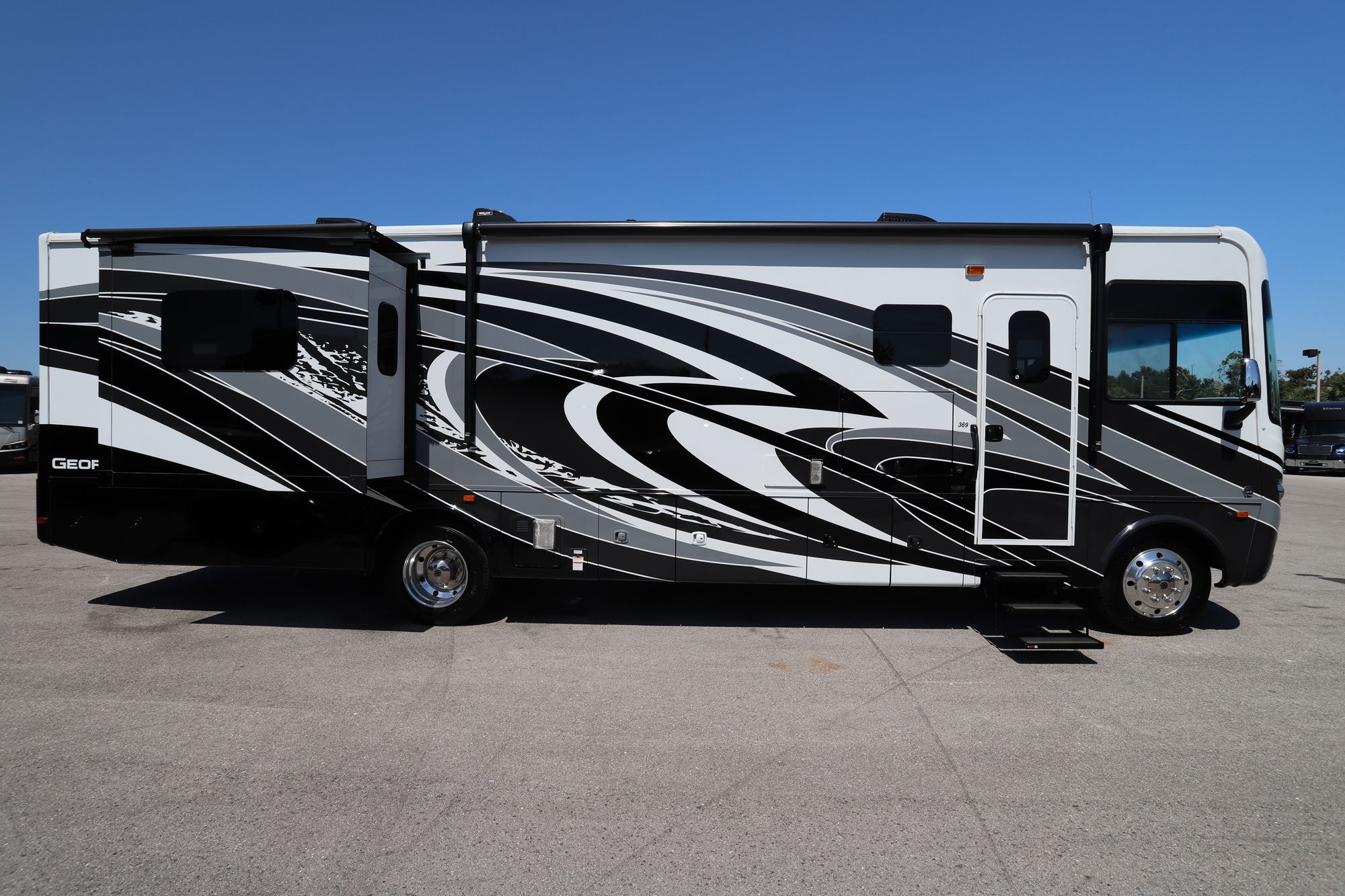 Used 2019 Forest River Georgetown  Xl 369DS Class A  For Sale