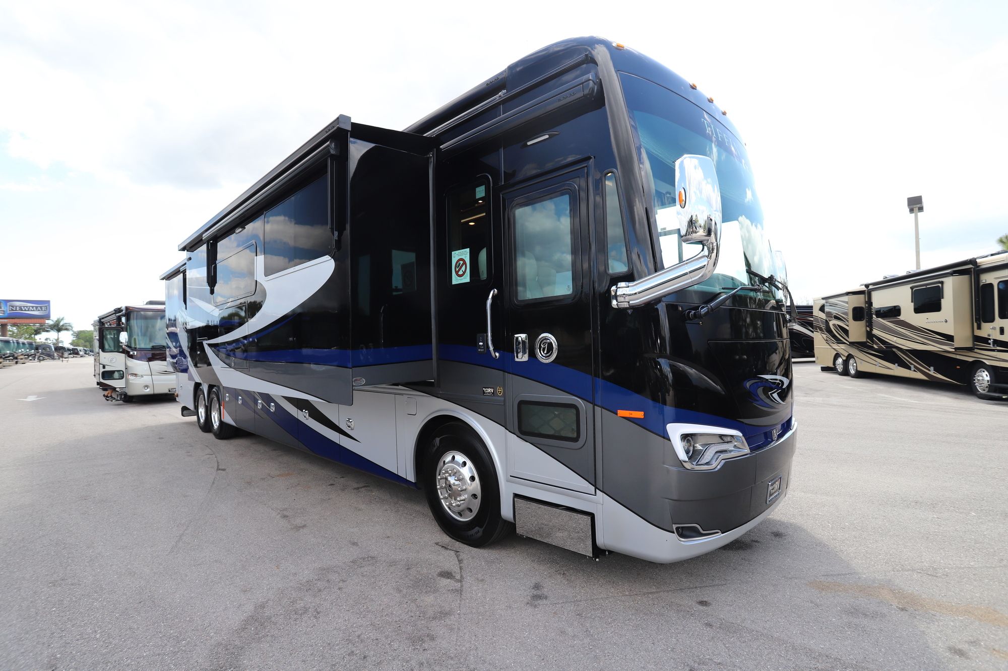 New 2020 Tiffin Motor Homes Allegro Bus 45OPP Class A  For Sale