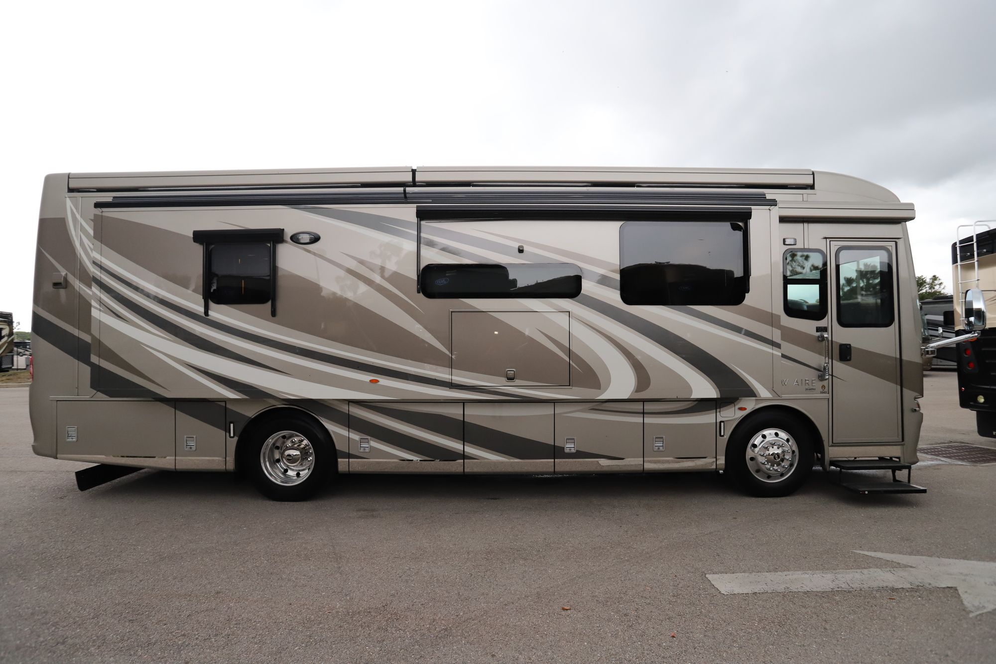 Used 2019 Newmar New Aire 3343 Class A  For Sale