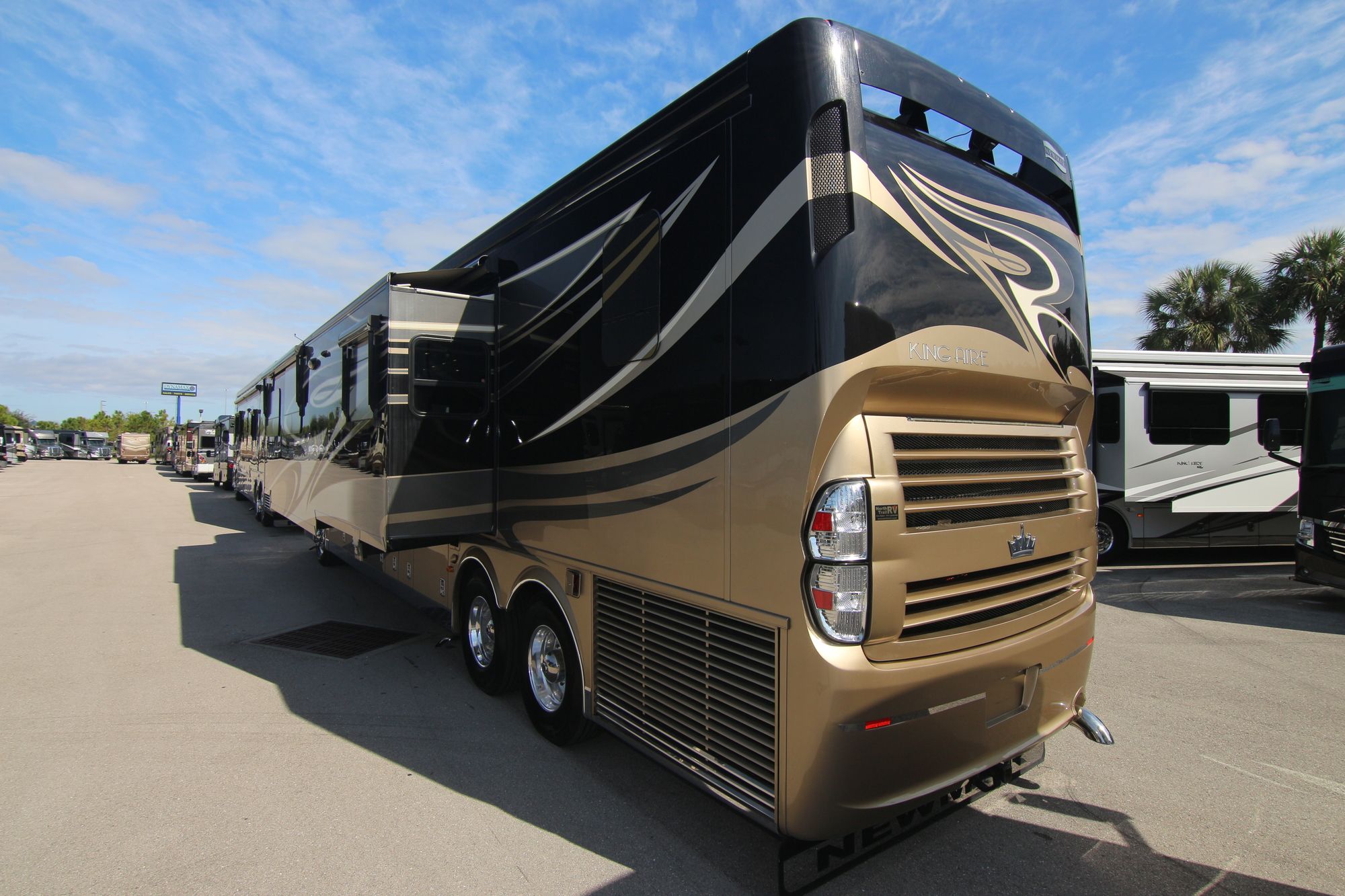 Used 2014 Newmar King Aire 4593 Class A  For Sale