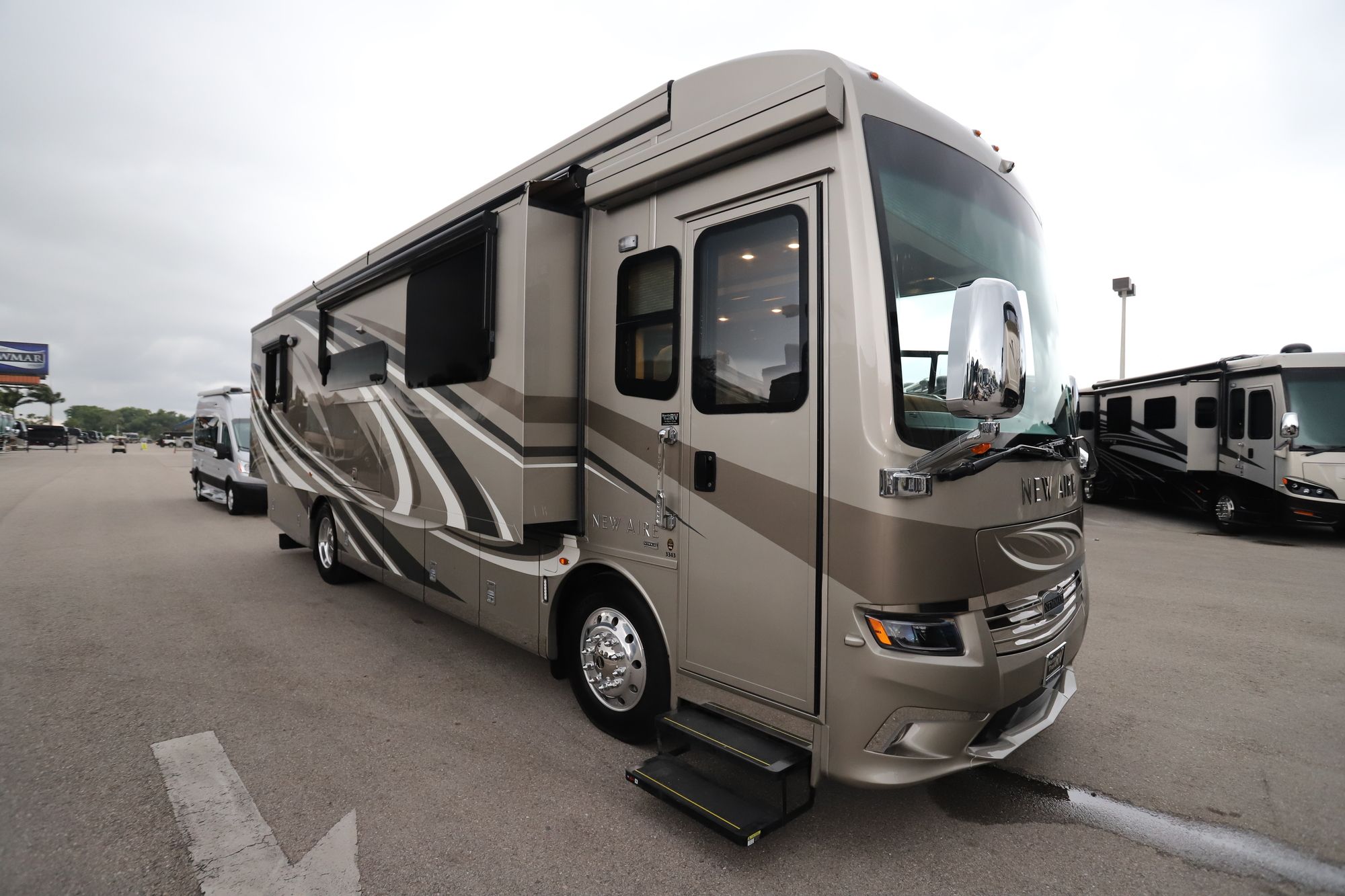 Used 2019 Newmar New Aire 3343 Class A  For Sale