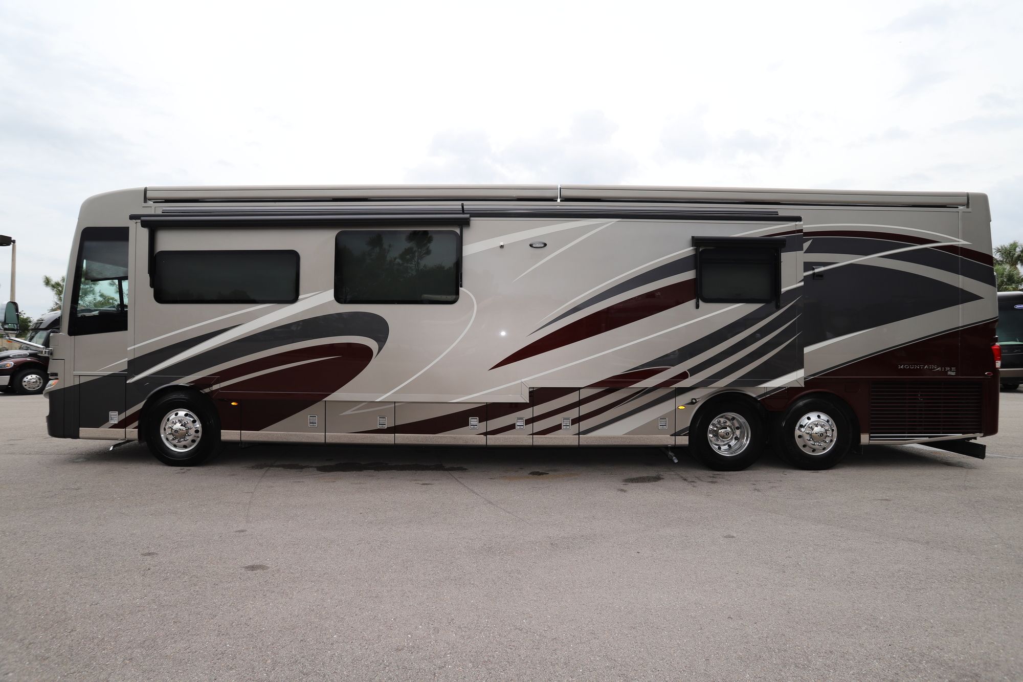 New 2020 Newmar Mountain Aire 4551 Class A  For Sale