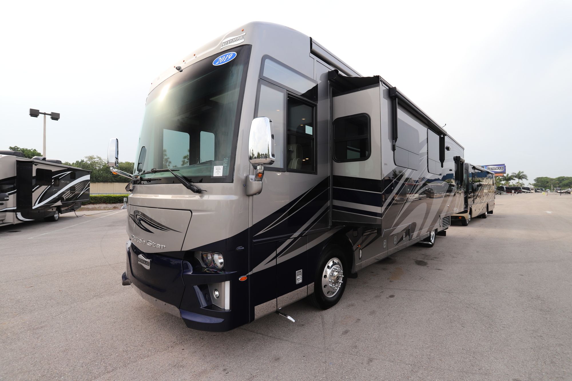 Used 2019 Newmar Dutch Star 3736 Class A  For Sale