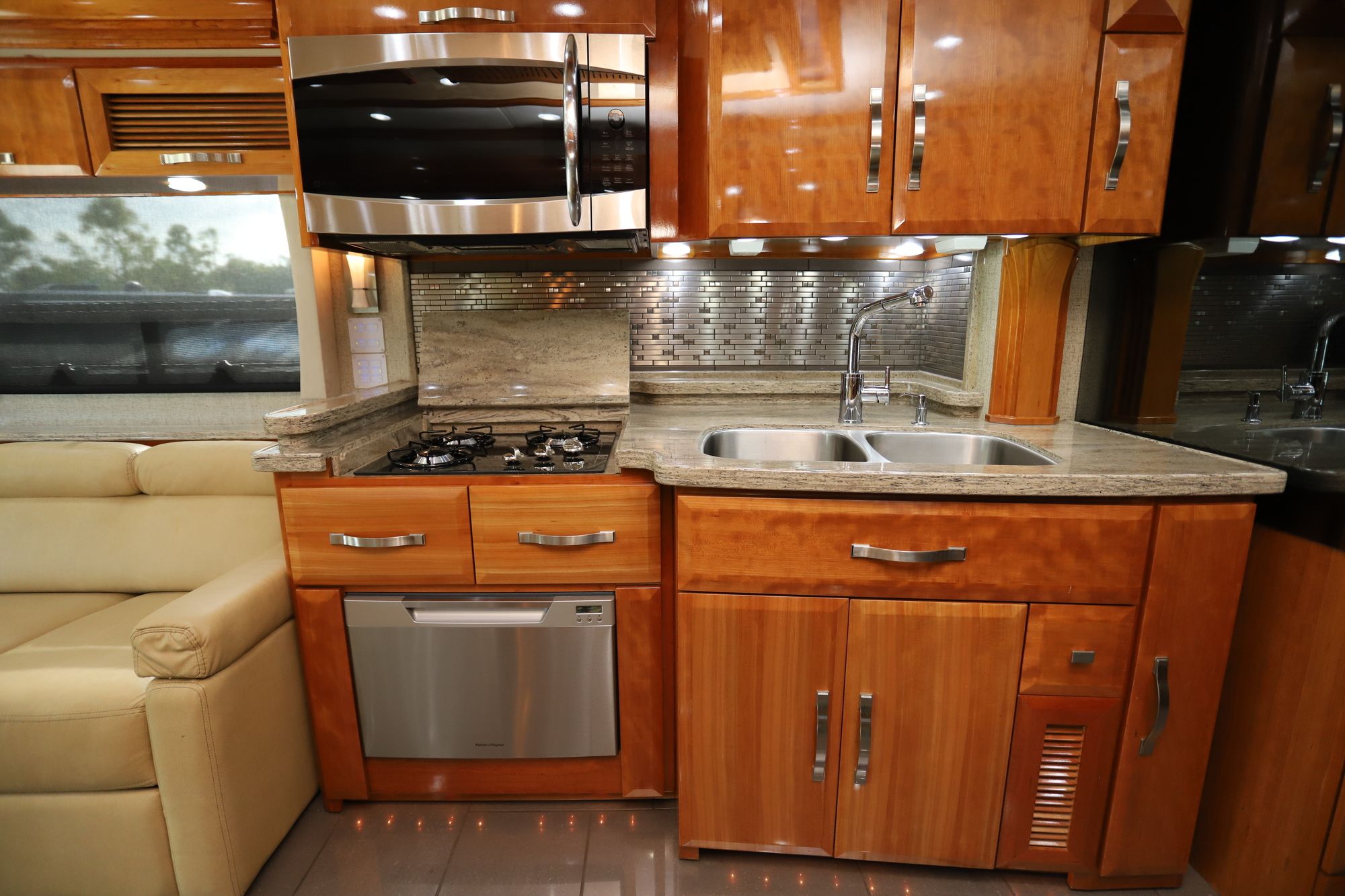 Used 2013 Newmar King Aire 4584 Class A  For Sale