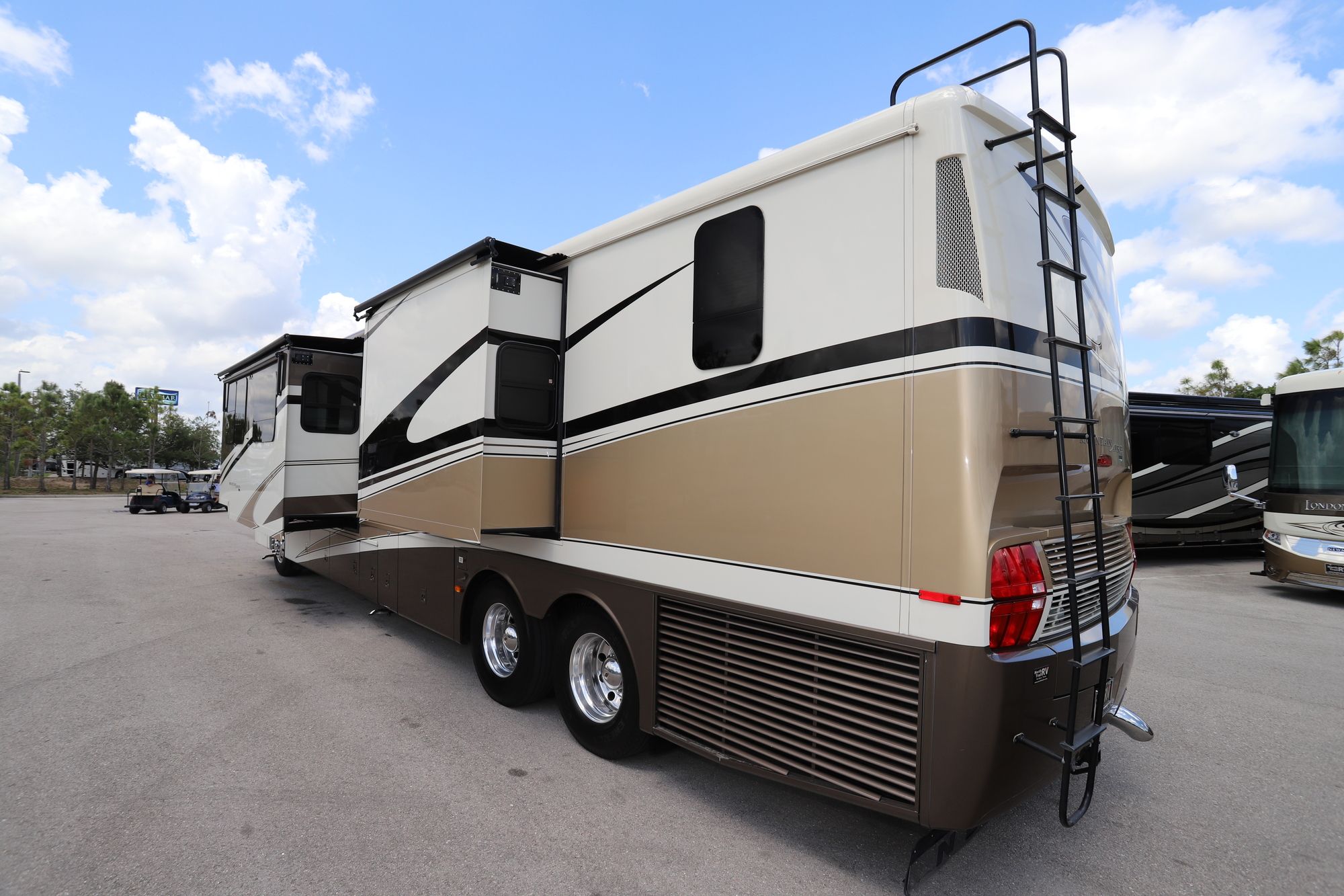 Used 2008 Newmar Mountain Aire 4528 Class A  For Sale