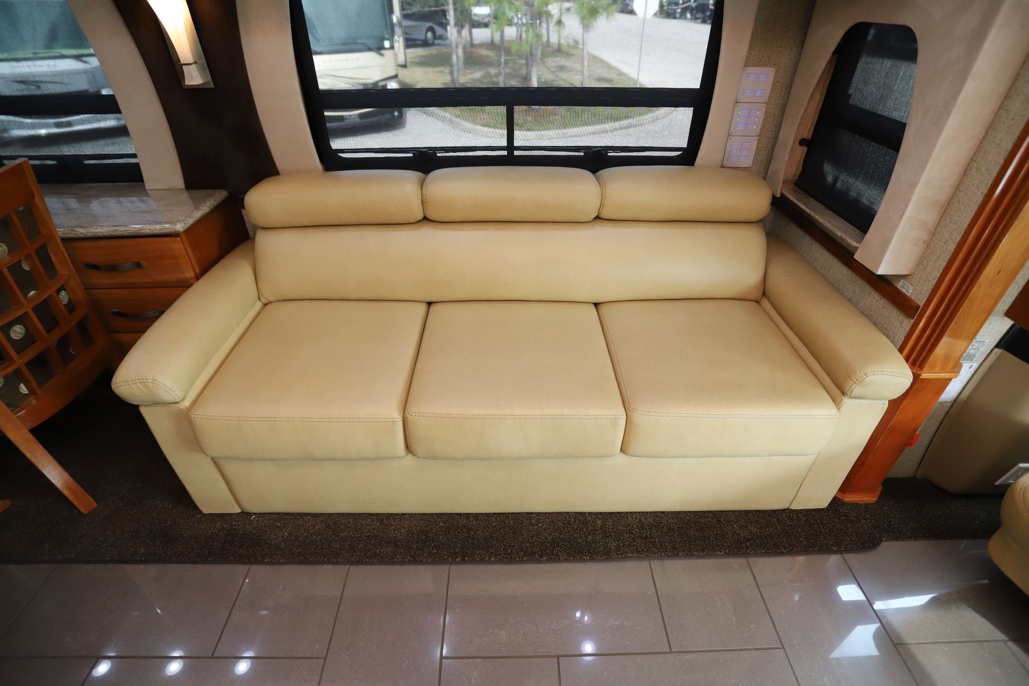Used 2013 Newmar King Aire 4584 Class A  For Sale