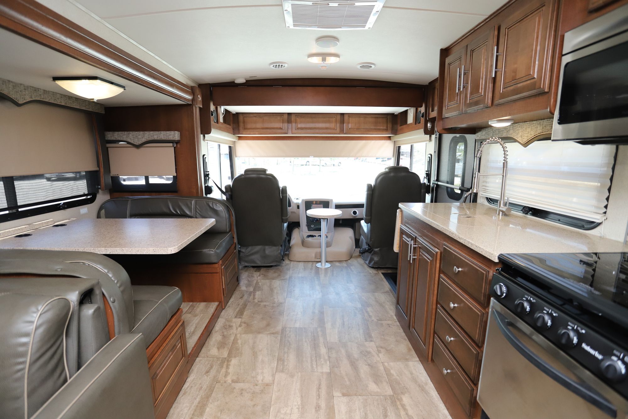 Used 2018 Forest River Georgetown 31LS Class A  For Sale