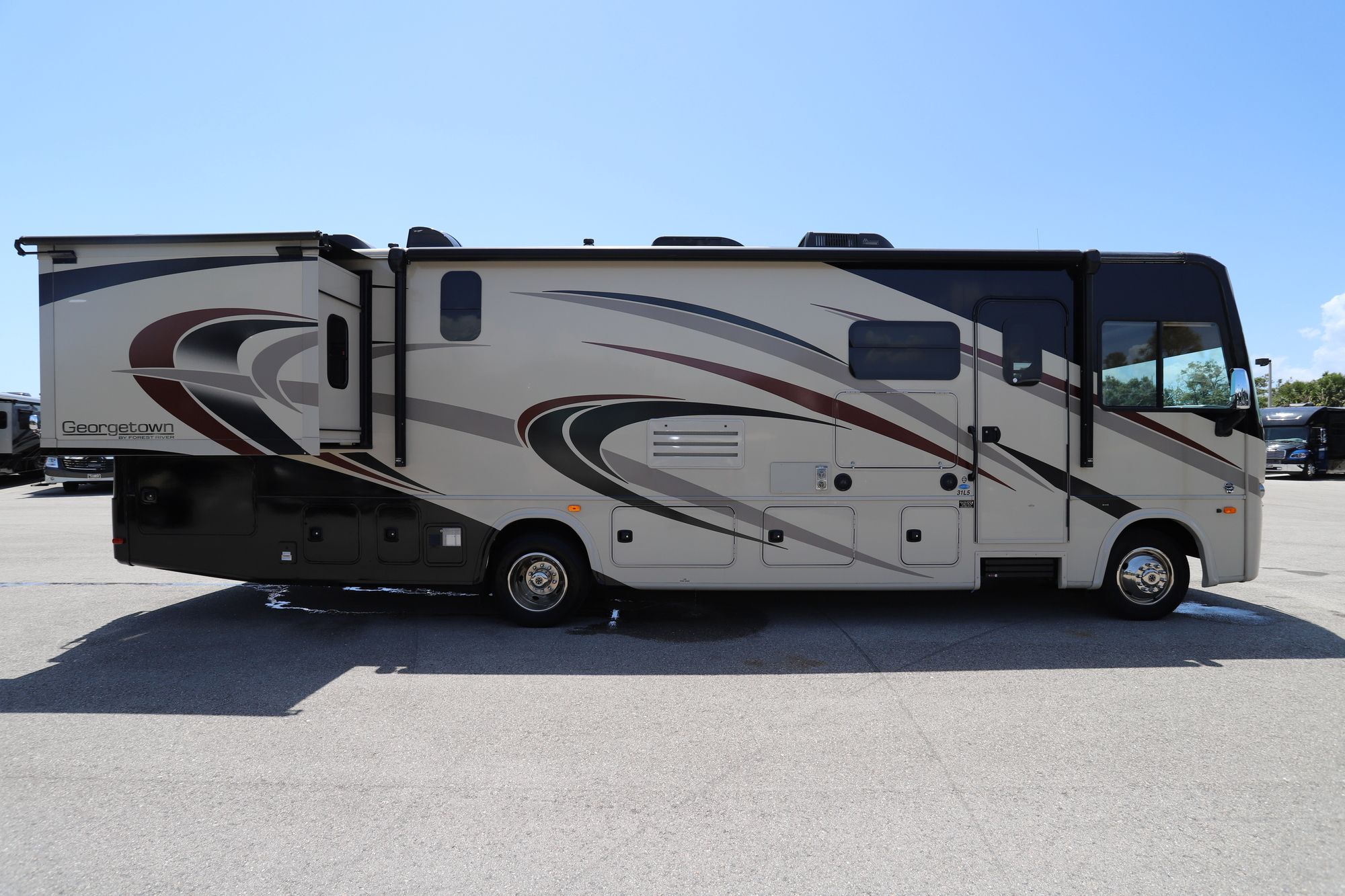 Used 2018 Forest River Georgetown 31LS Class A  For Sale