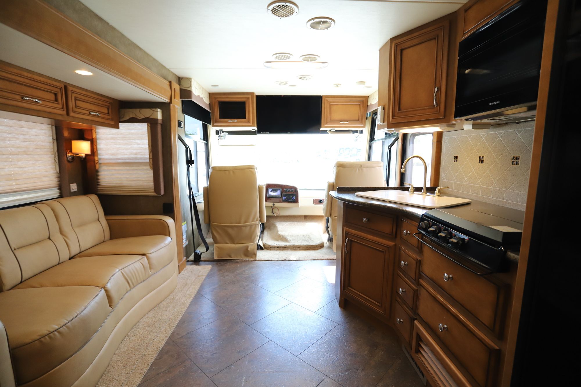 Used 2013 Newmar Bay Star 2901 Class A  For Sale