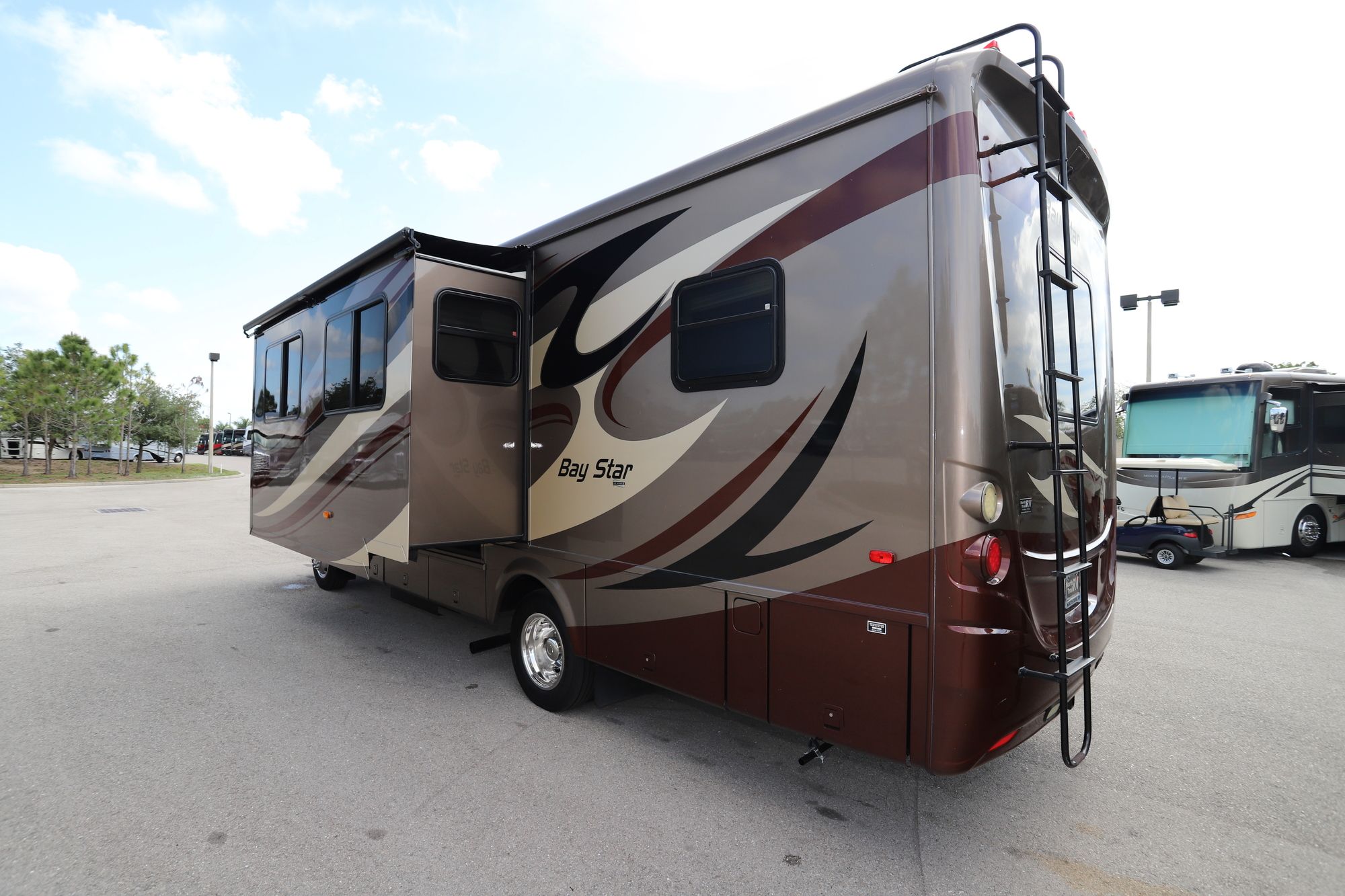 Used 2013 Newmar Bay Star 2901 Class A  For Sale