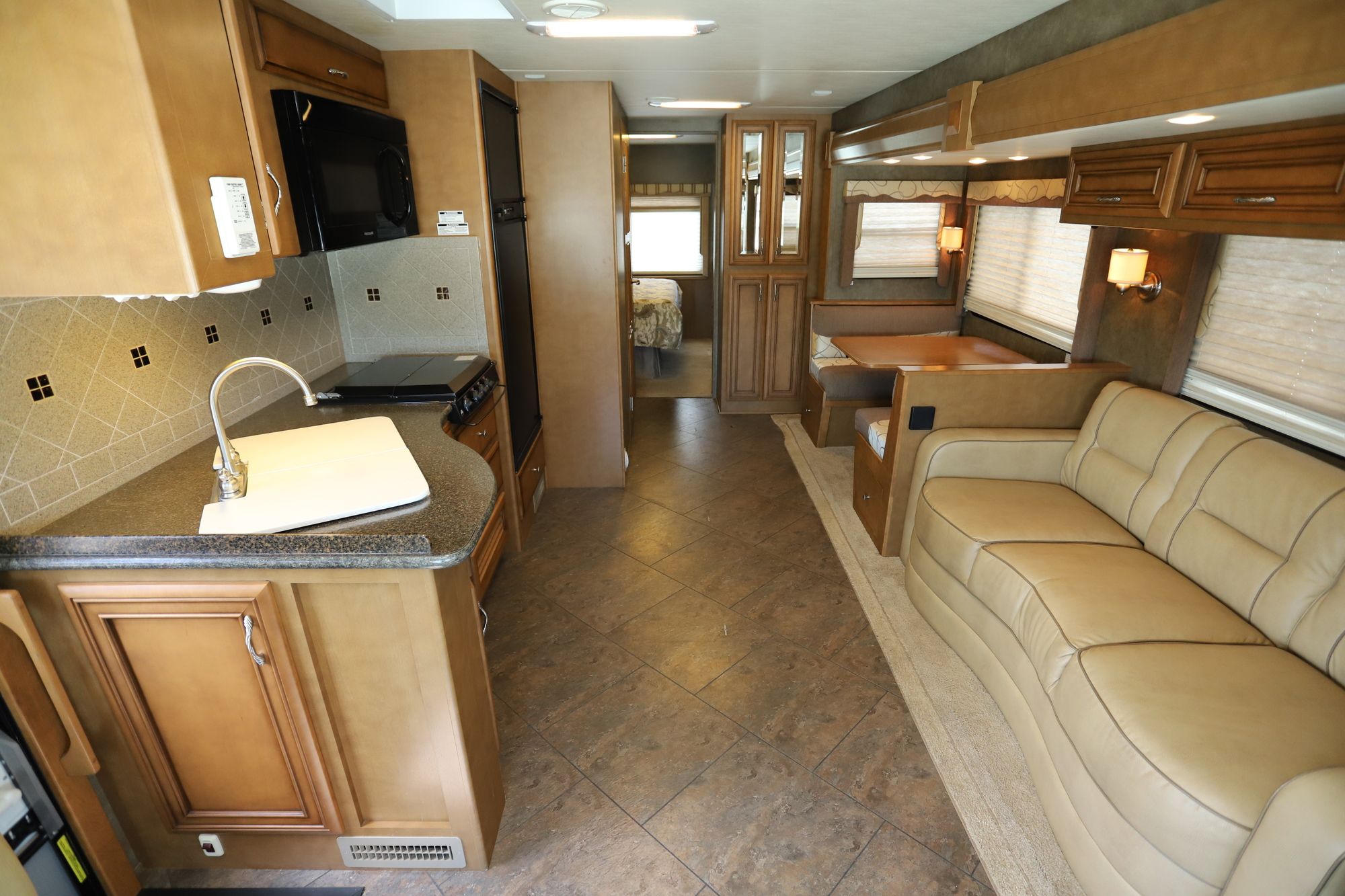 Used 2013 Newmar Bay Star 2901 Class A  For Sale