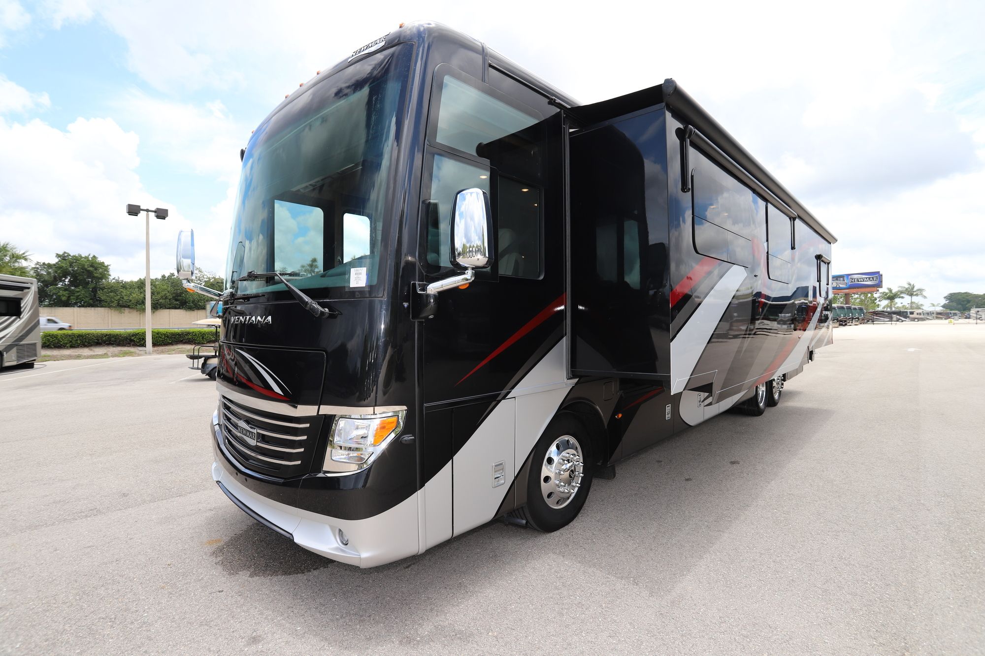 Used 2019 Newmar Ventana 4037 Class A  For Sale