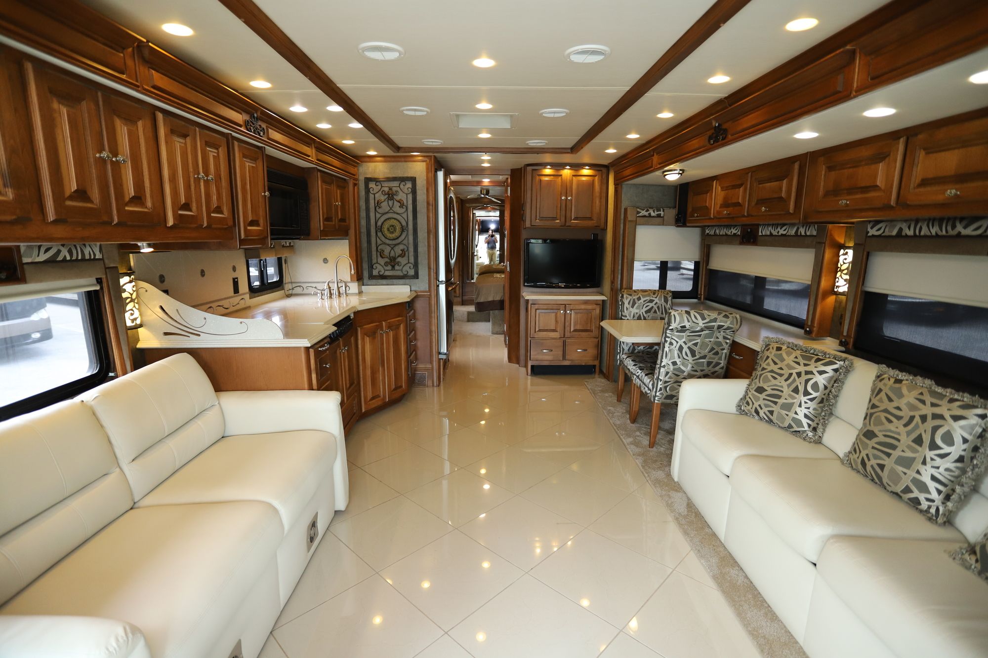 Used 2011 Tiffin Motor Homes Phaeton 36QSH Class A  For Sale