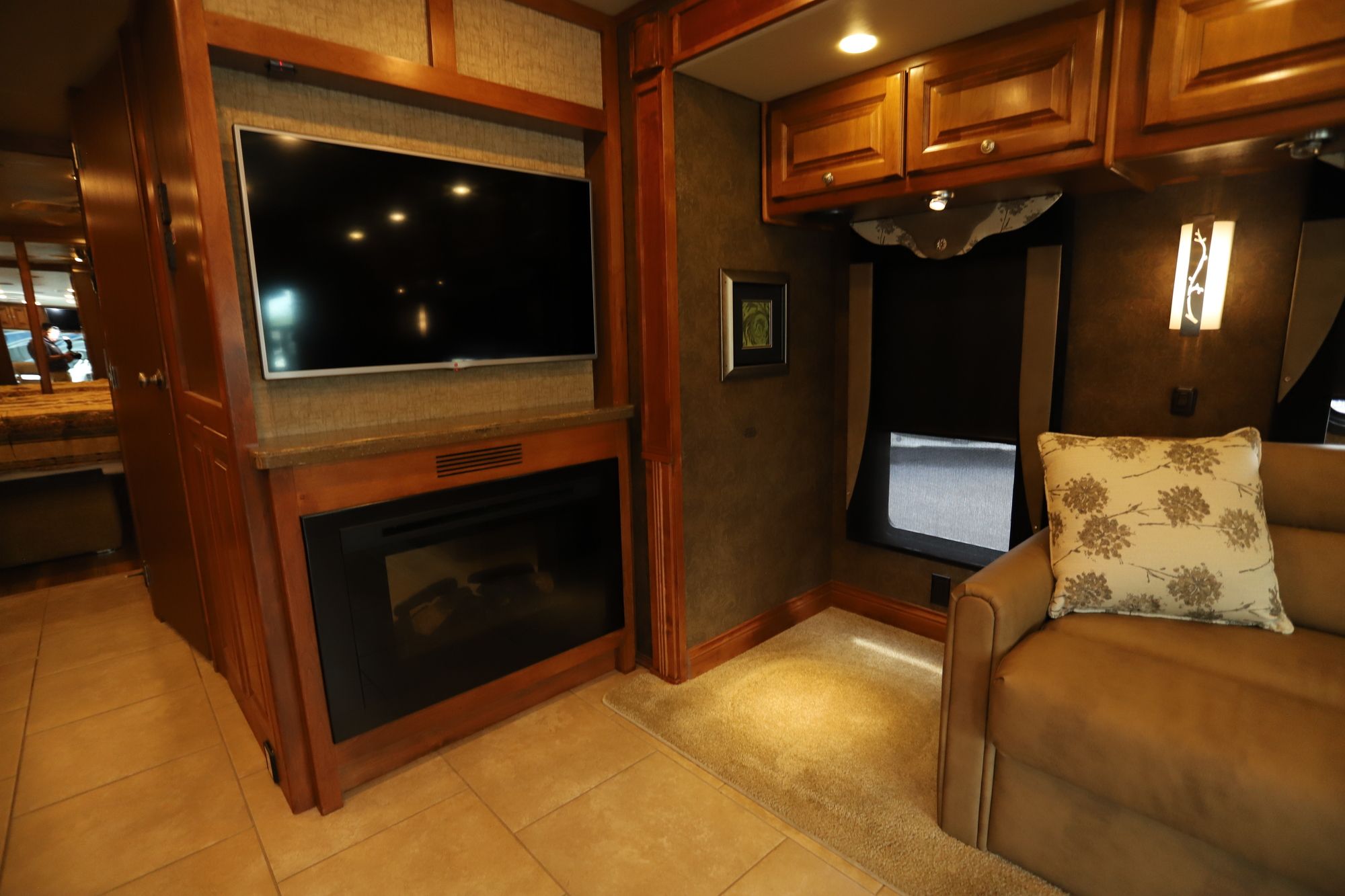 Used 2015 Tiffin Motor Homes Allegro Red 37PA Class A  For Sale