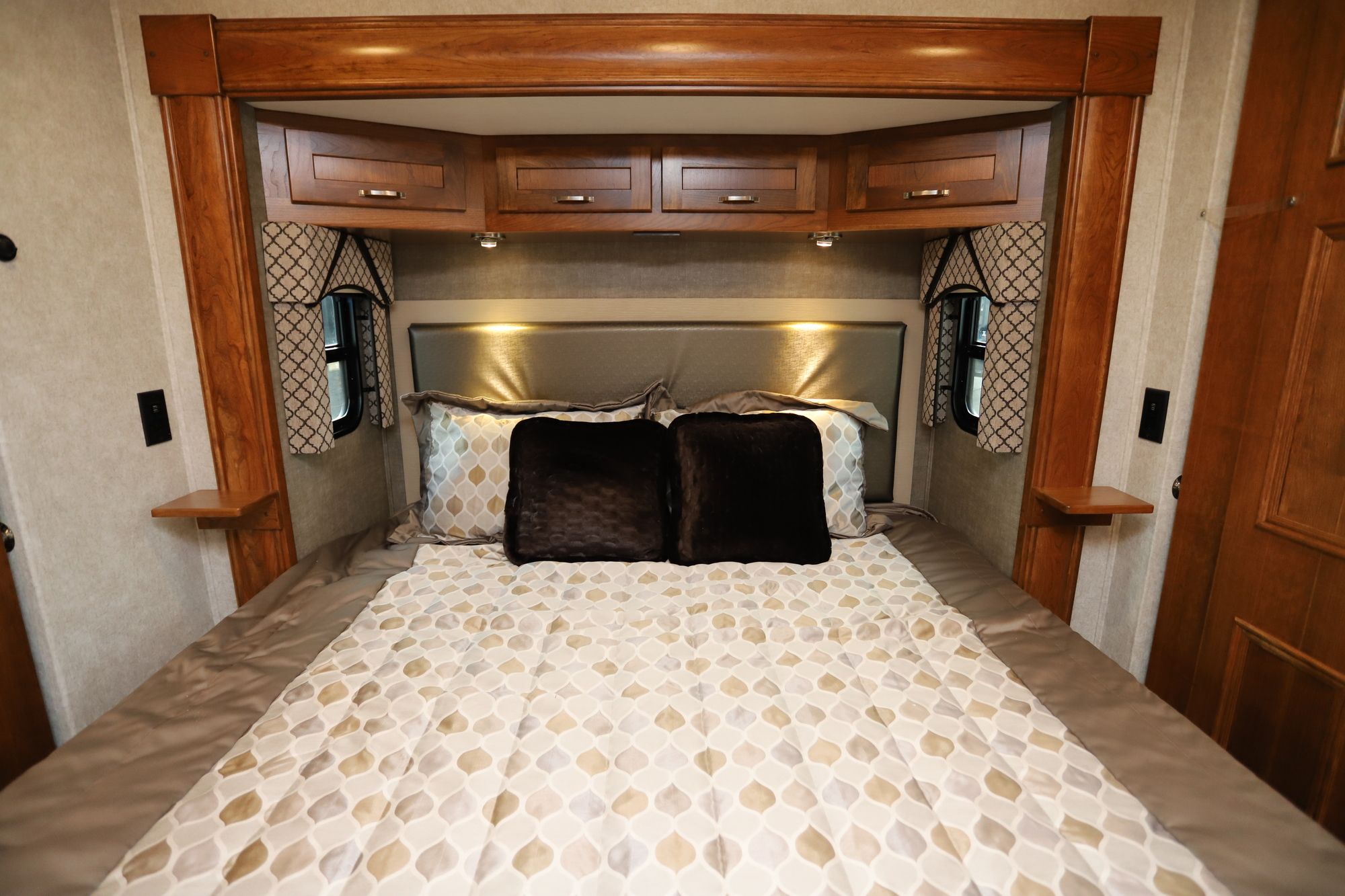 New 2021 Renegade Rv Valencia 38RB Super C  For Sale