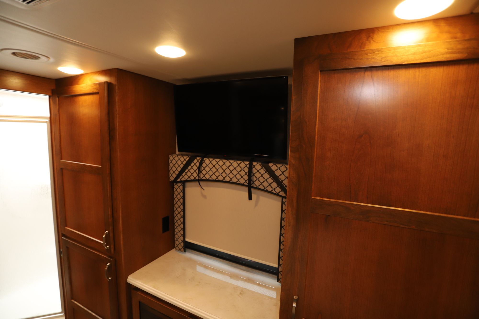 New 2021 Renegade Rv Valencia 38RB Super C  For Sale
