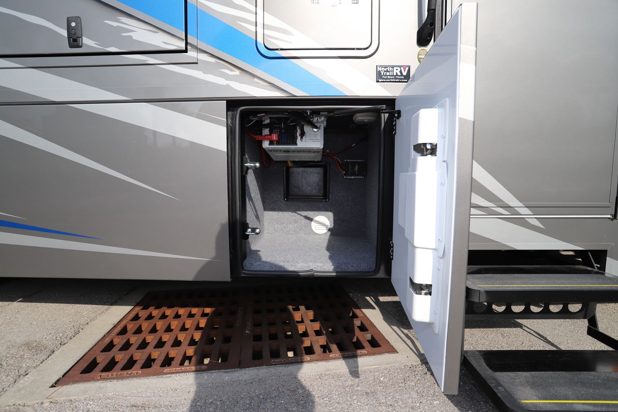 New 2021 Renegade Rv Valencia 38RB Super C  For Sale