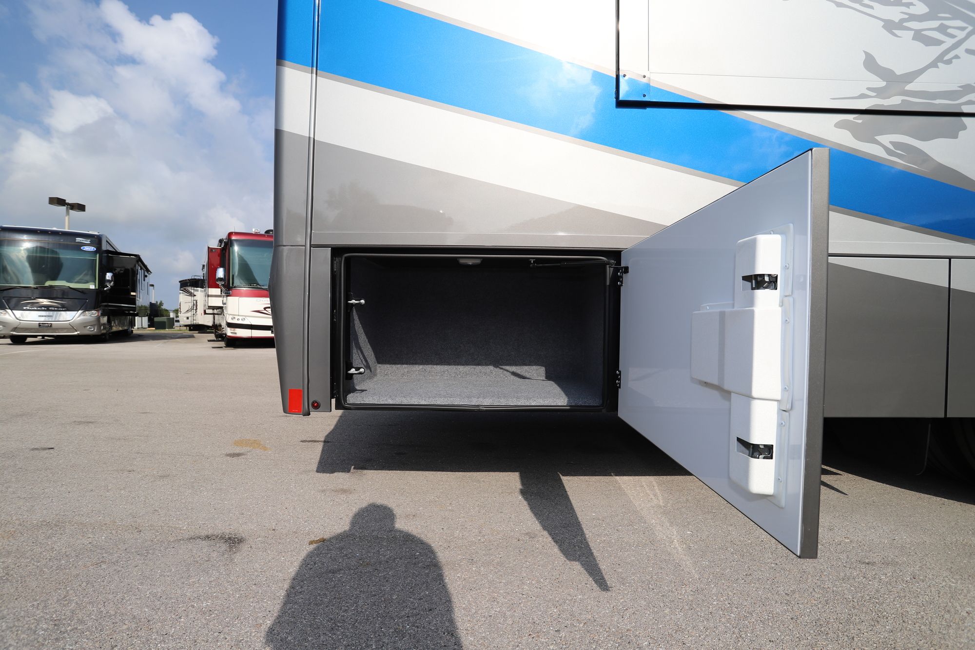 New 2021 Renegade Rv Valencia 38RB Super C  For Sale