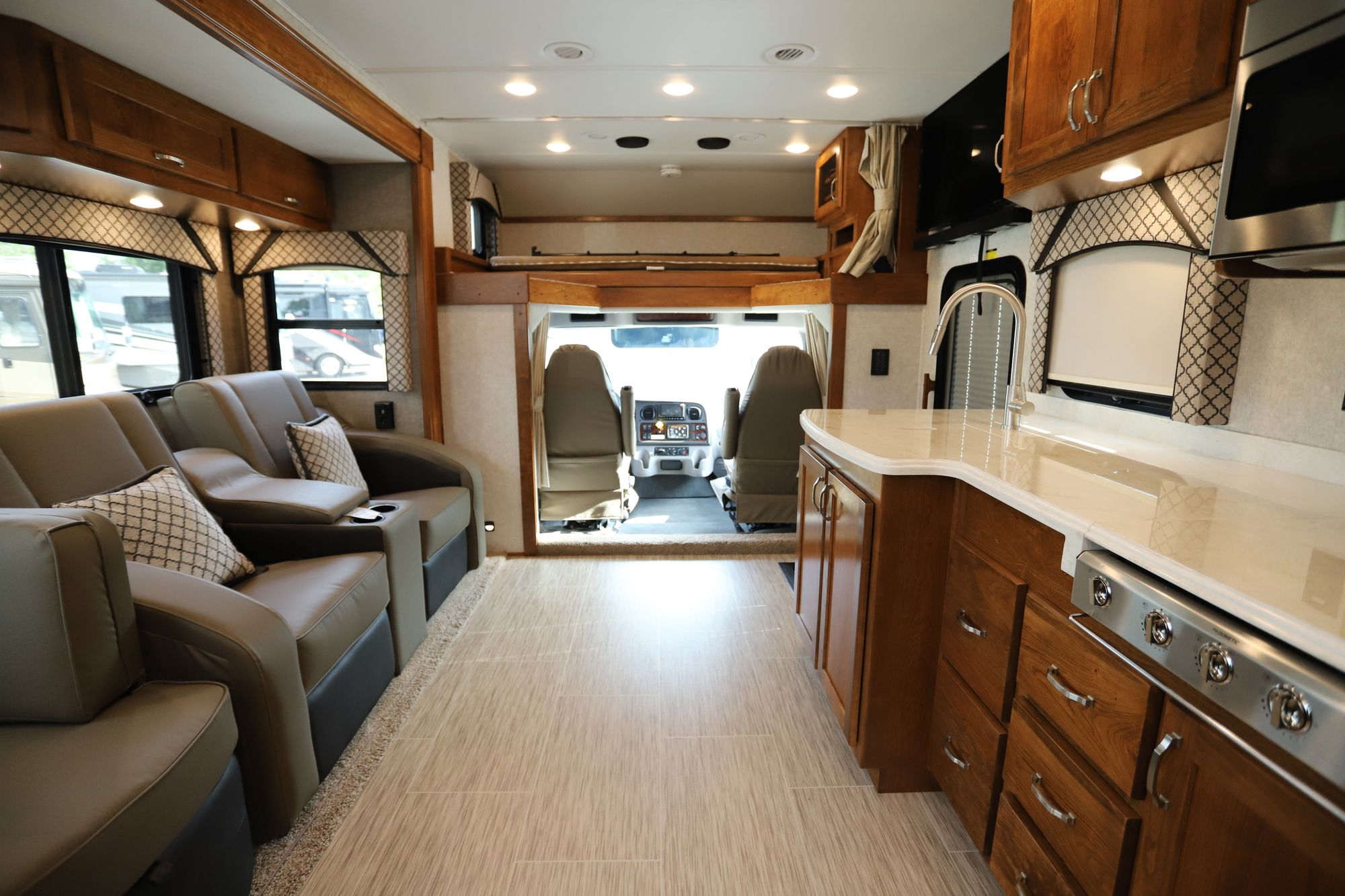 New 2021 Renegade Rv Valencia 38RB Super C  For Sale