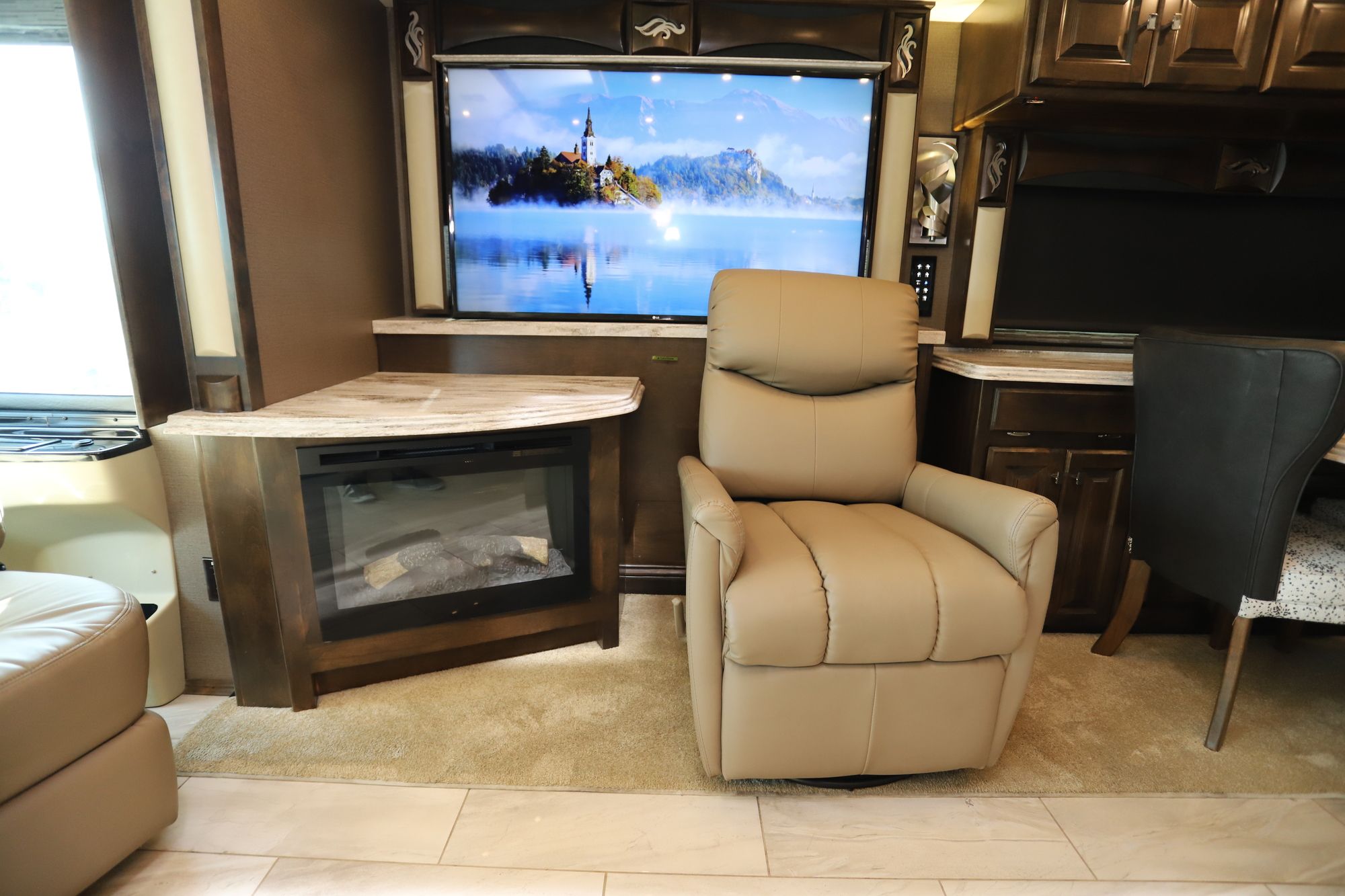 Used 2019 Tiffin Motor Homes Phaeton 40IH Class A  For Sale