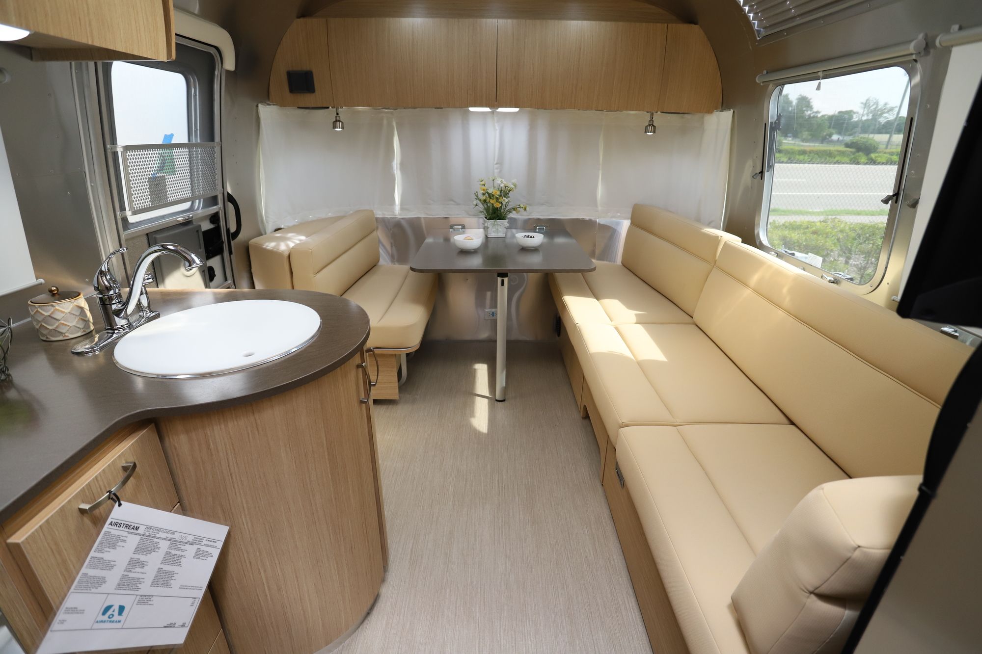 New 2020 Airstream Flying Cloud 25FB Travel Trailer  For Sale