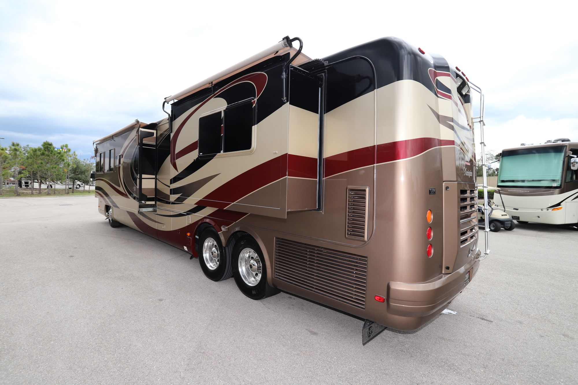 Used 2002 Holiday Rambler Navigator 45DCDS Class A  For Sale