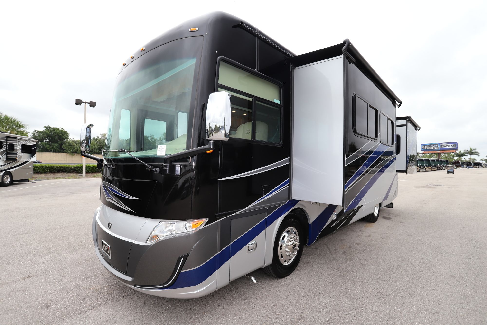 Used 2020 Tiffin Motor Homes Allegro Red 33AA Class A  For Sale