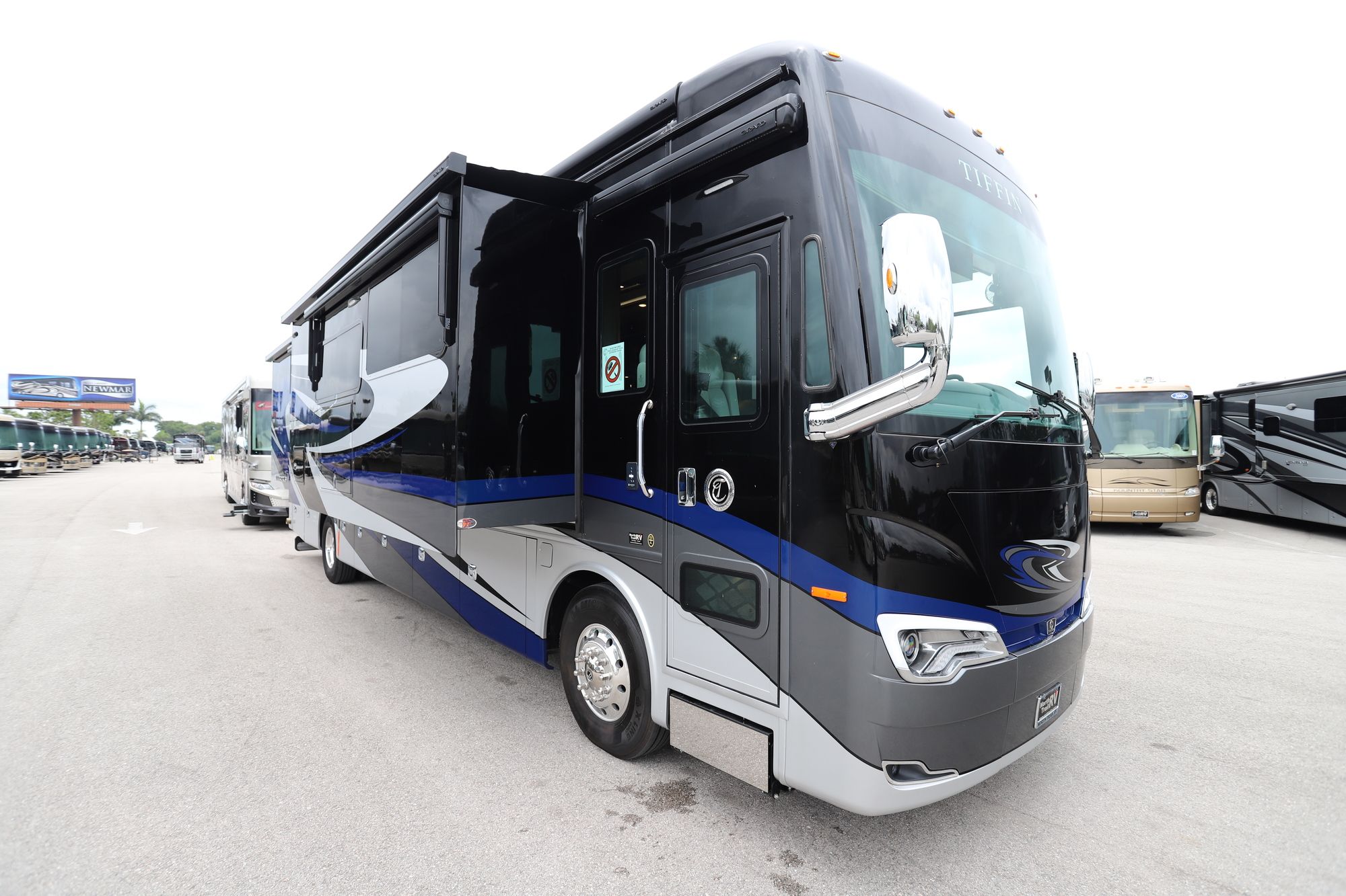 New 2020 Tiffin Motor Homes Allegro Bus 40IP Class A  For Sale