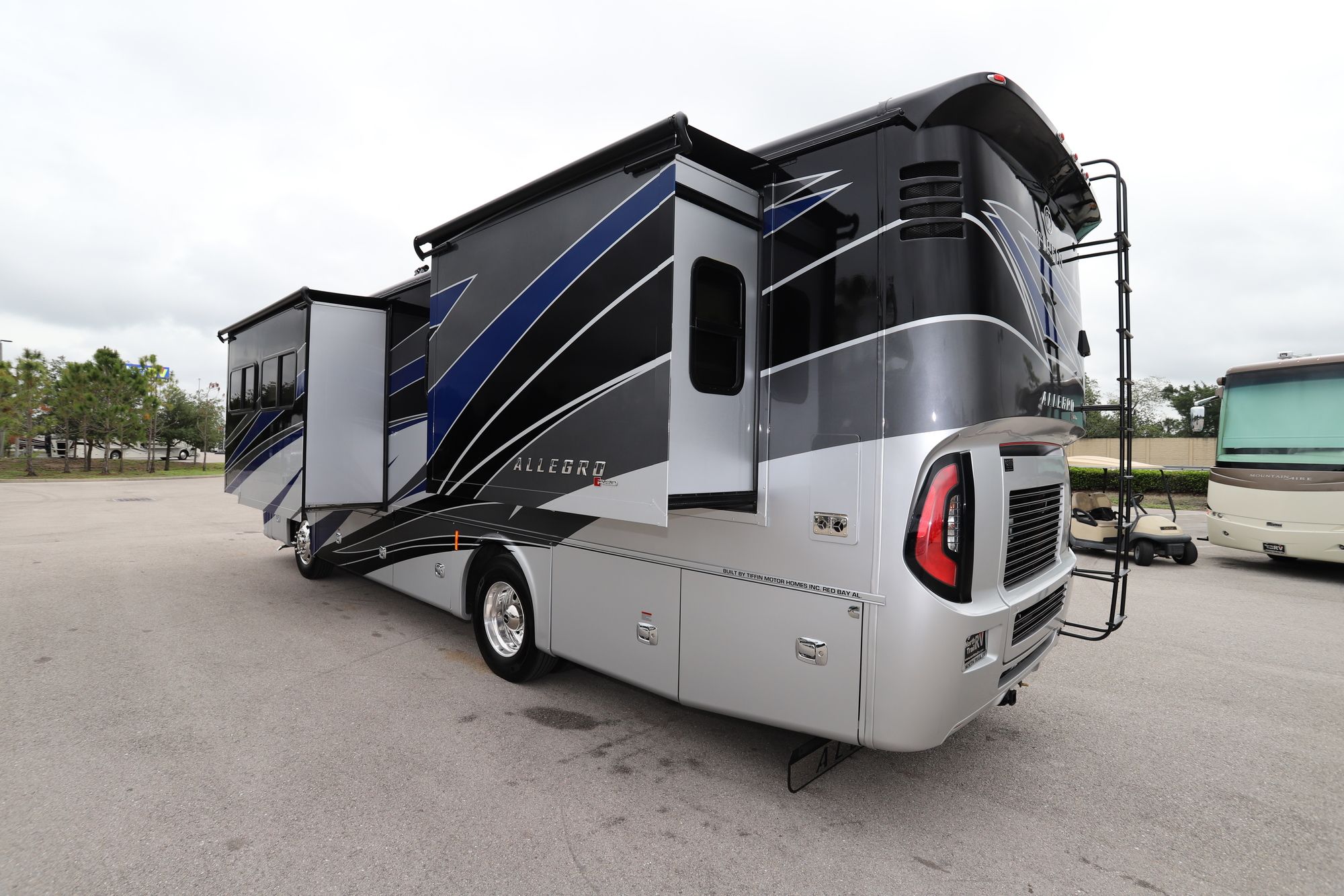 Used 2020 Tiffin Motor Homes Allegro Red 33AA Class A  For Sale