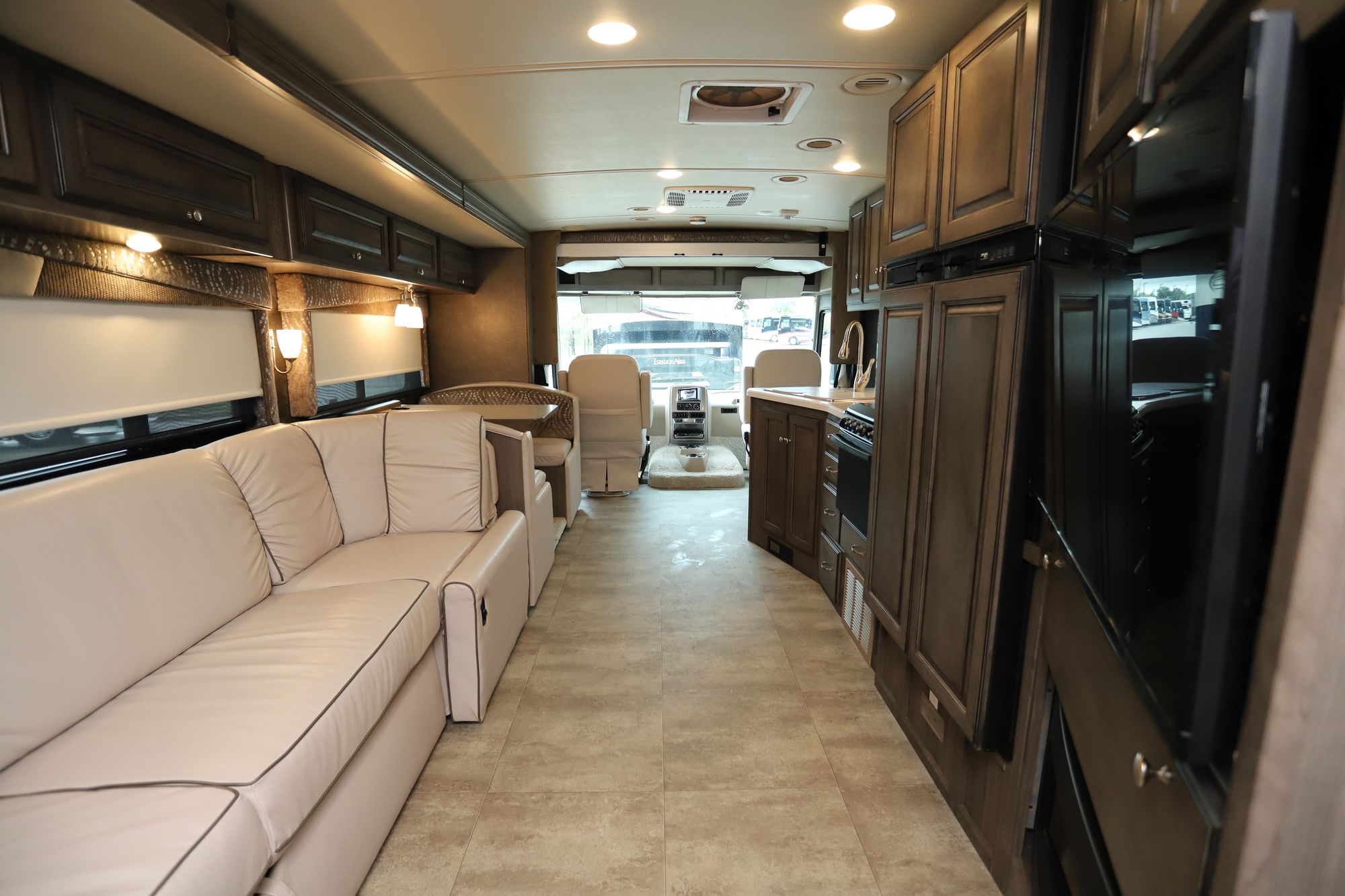 Used 2017 Itasca Sunstar Lx 35F Class A  For Sale