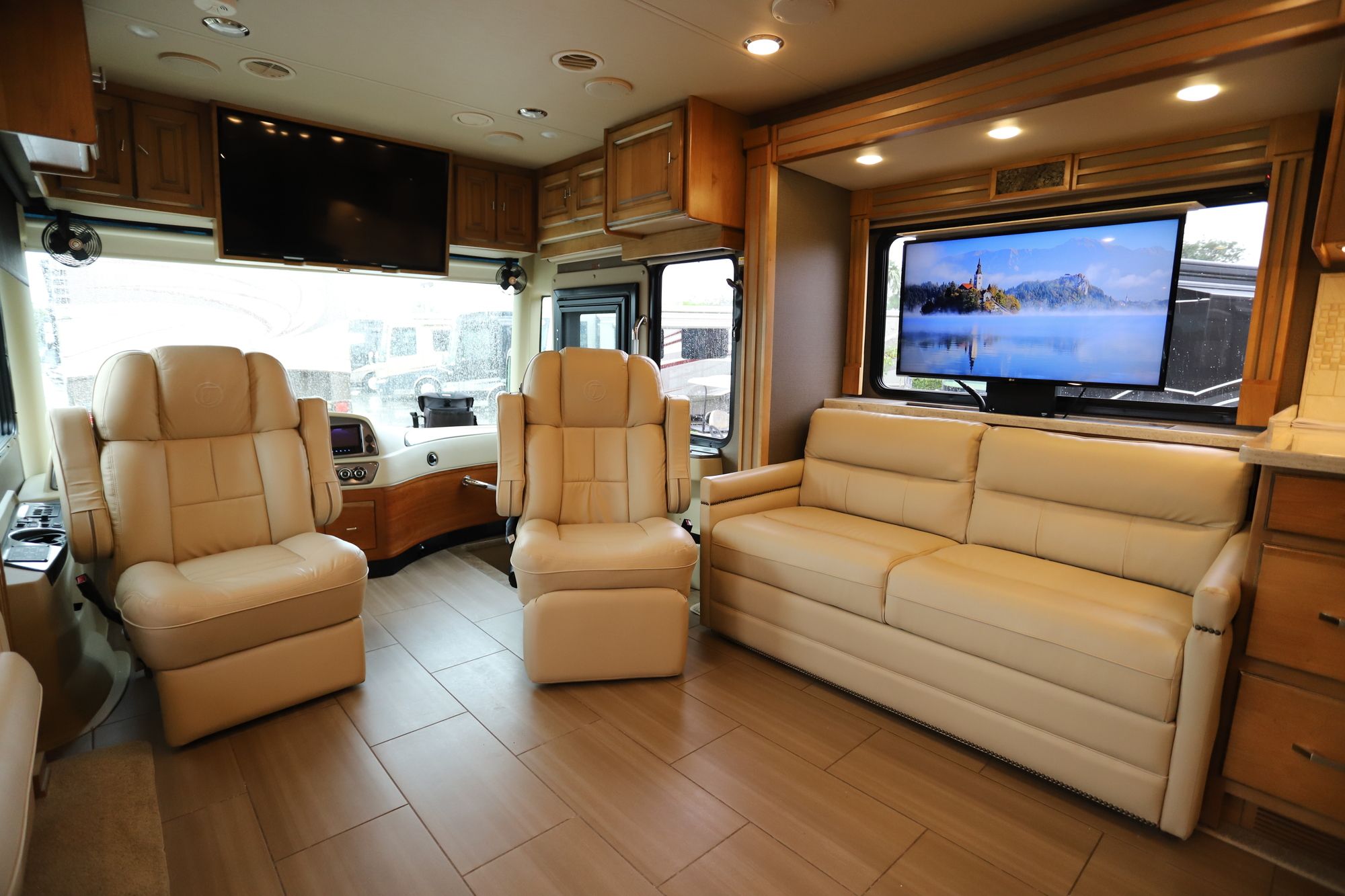 Used 2018 Tiffin Motor Homes Allegro Red 37BA Class A  For Sale