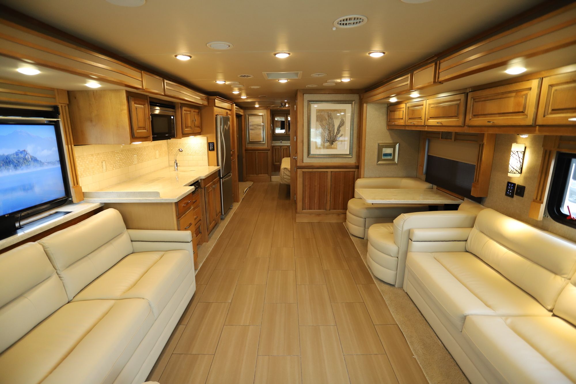 Used 2018 Tiffin Motor Homes Allegro Red 37BA Class A  For Sale