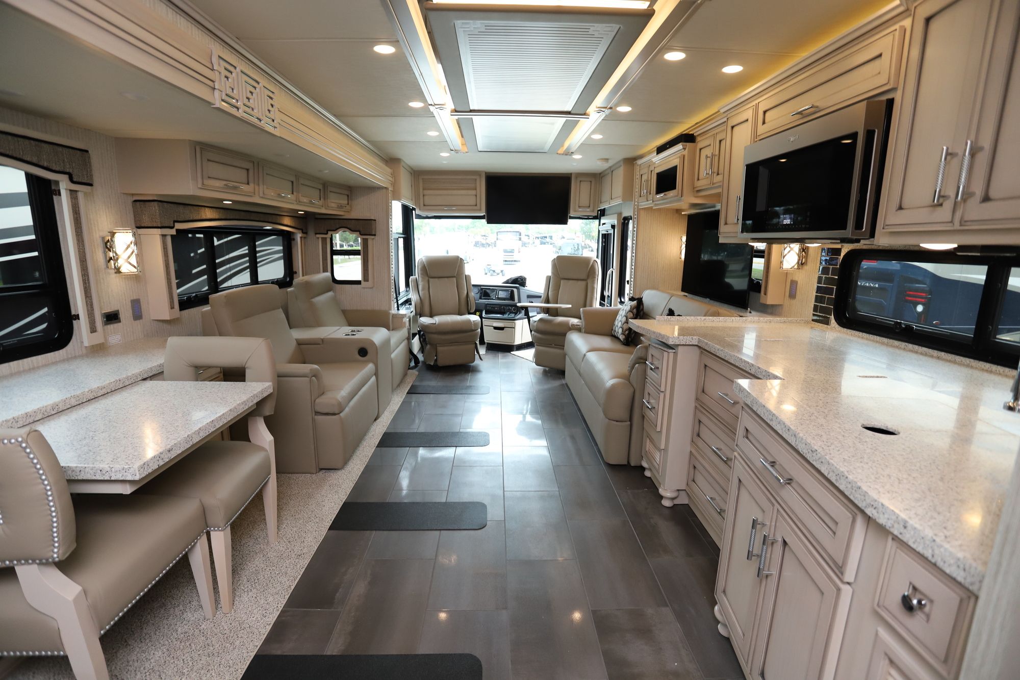 New 2020 Newmar Ventana 4037 Class A  For Sale