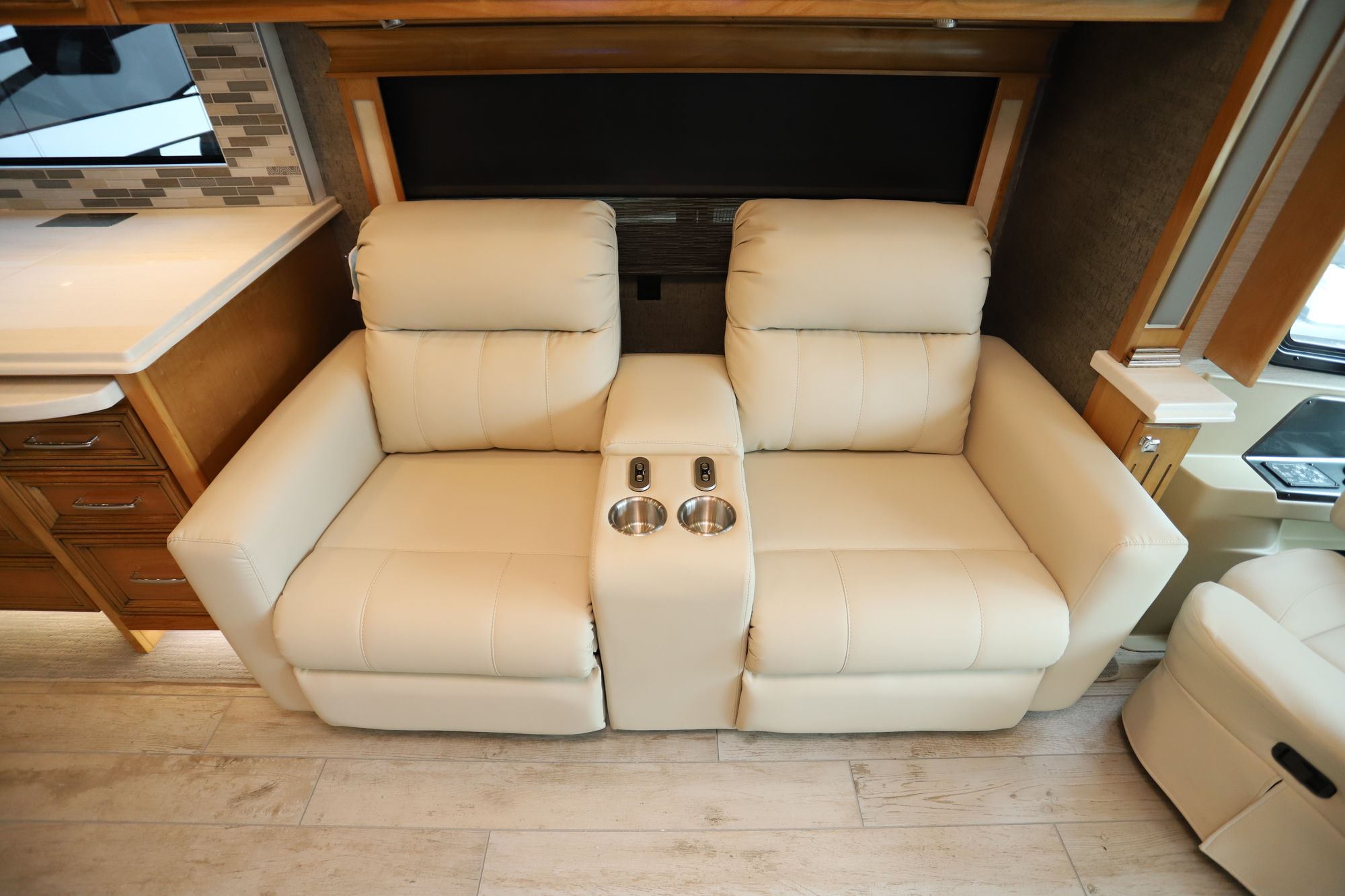 New 2020 Tiffin Motor Homes Phaeton 40IH Class A  For Sale