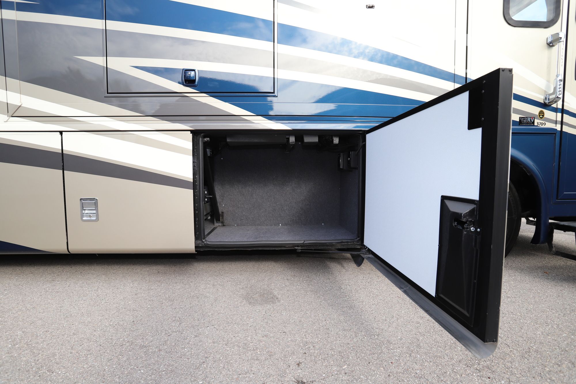 New 2020 Newmar Ventana 3709 Class A  For Sale