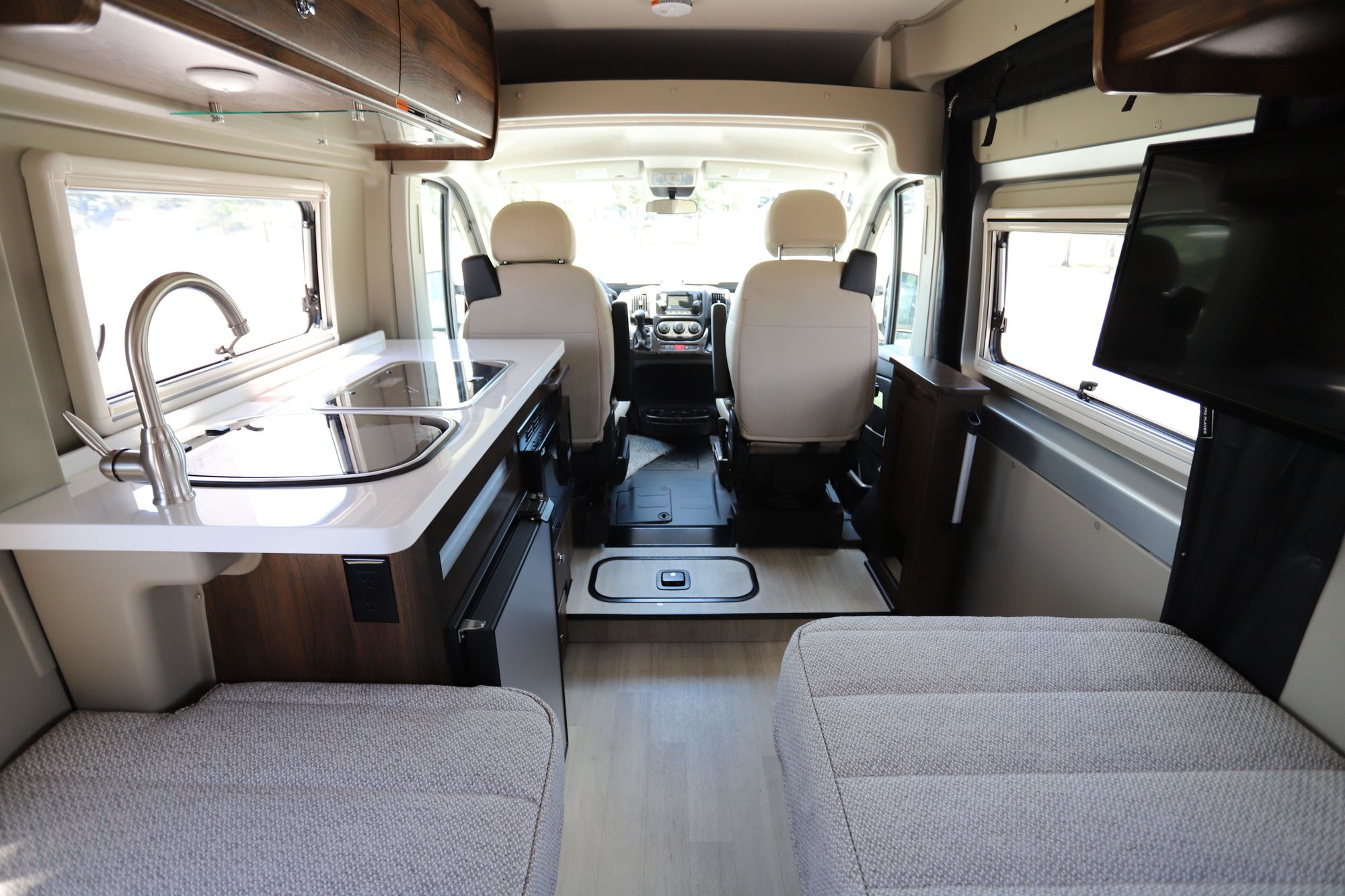 New 2021 Winnebago Travato 259K Class B  For Sale