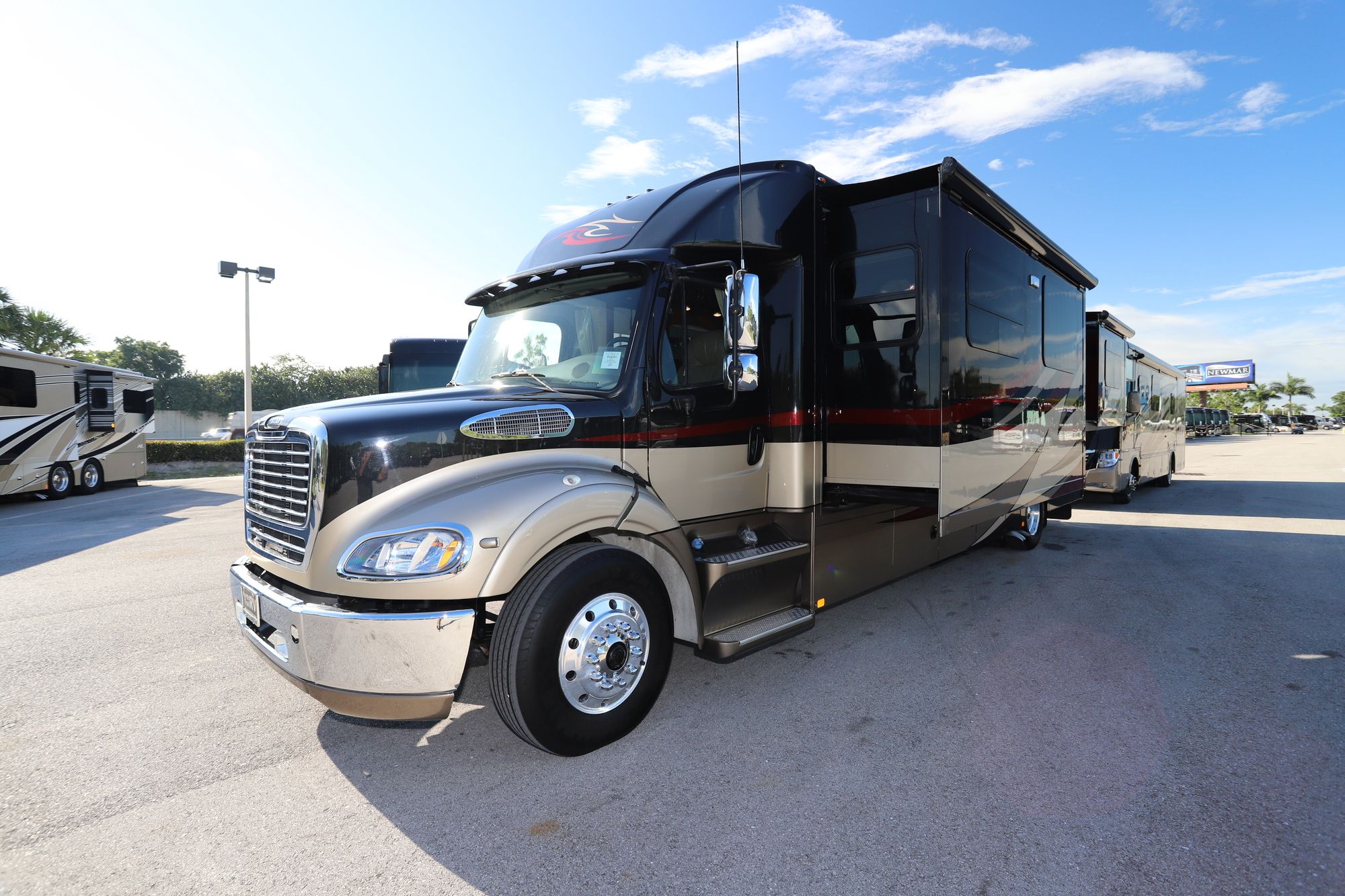 Used 2016 Renegade Rv Explorer 2900 38EM Super C  For Sale