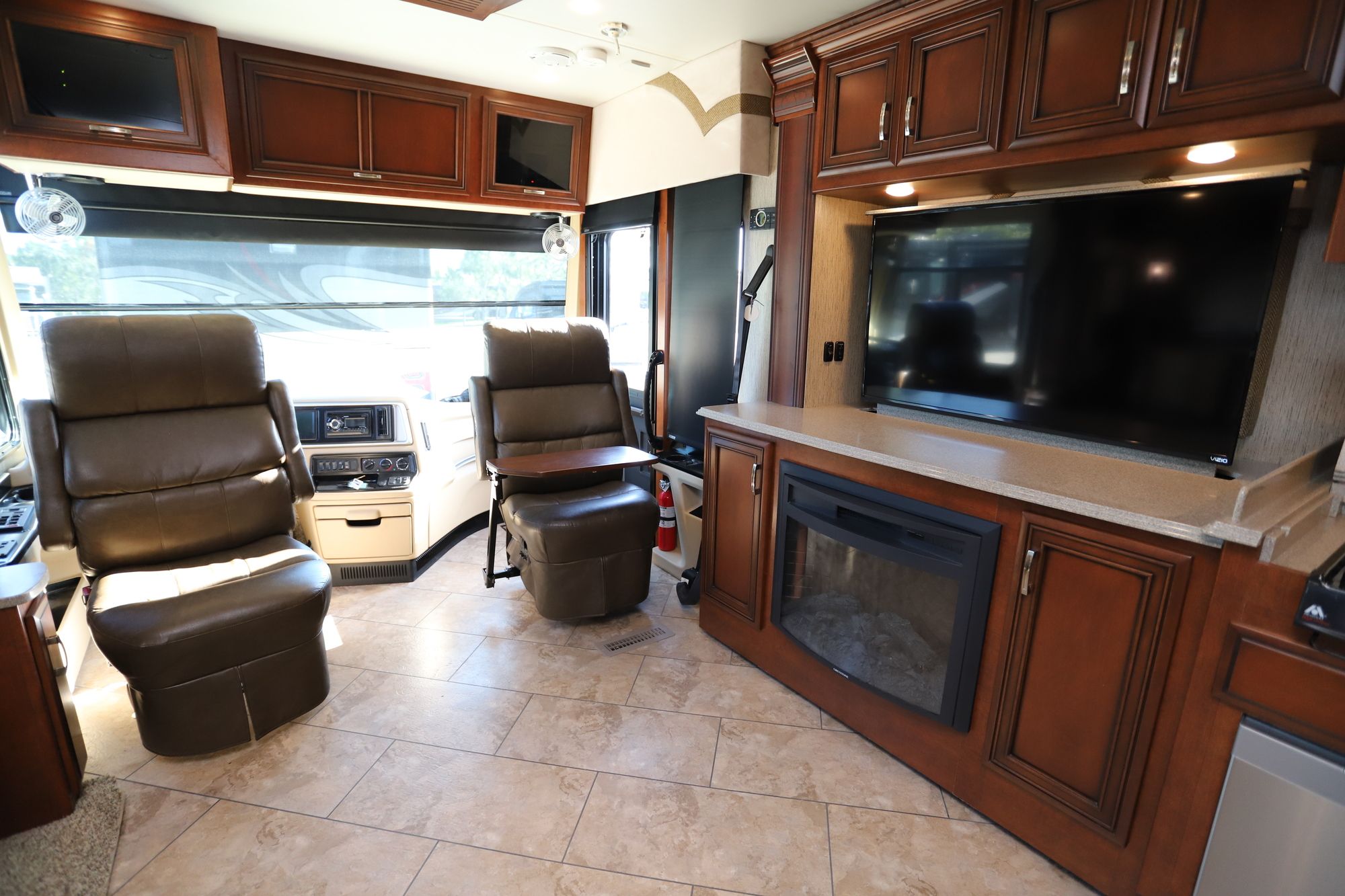 Used 2016 Newmar Ventana Le 3709 Class A  For Sale