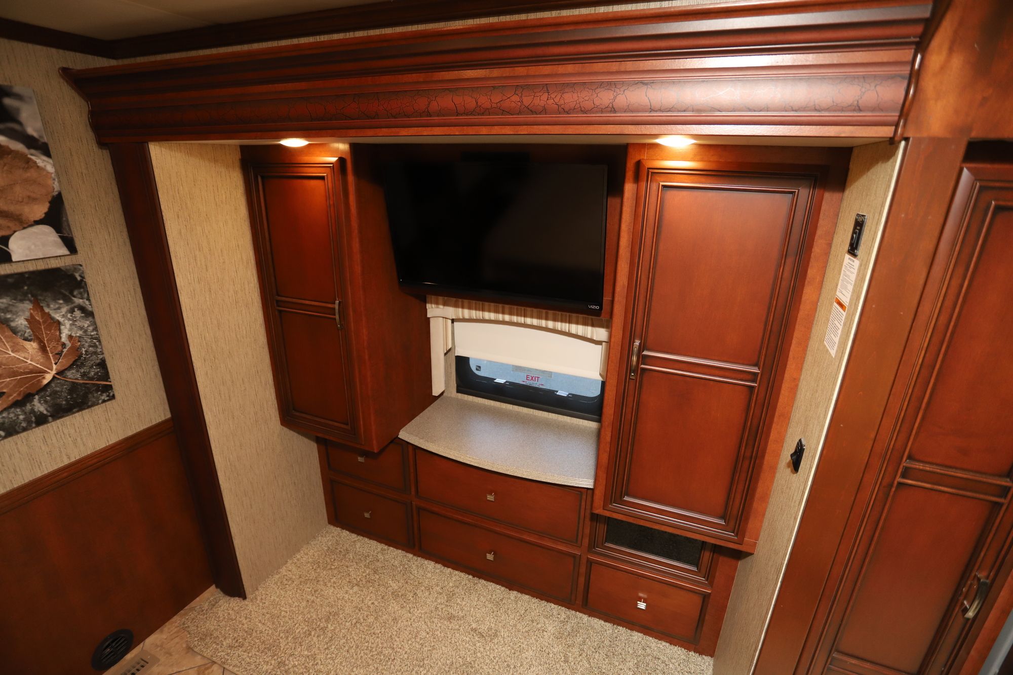 Used 2016 Newmar Ventana Le 3709 Class A  For Sale