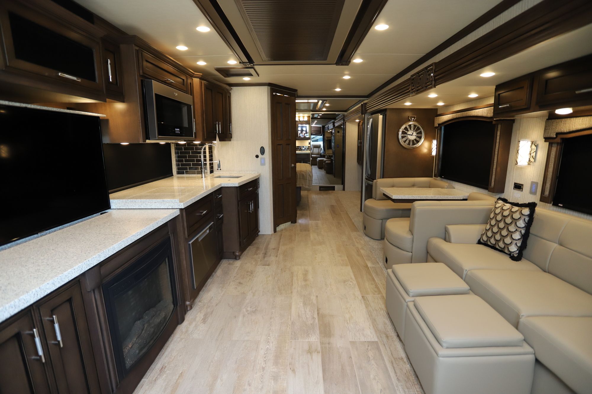 New 2020 Newmar Ventana 3709 Class A  For Sale