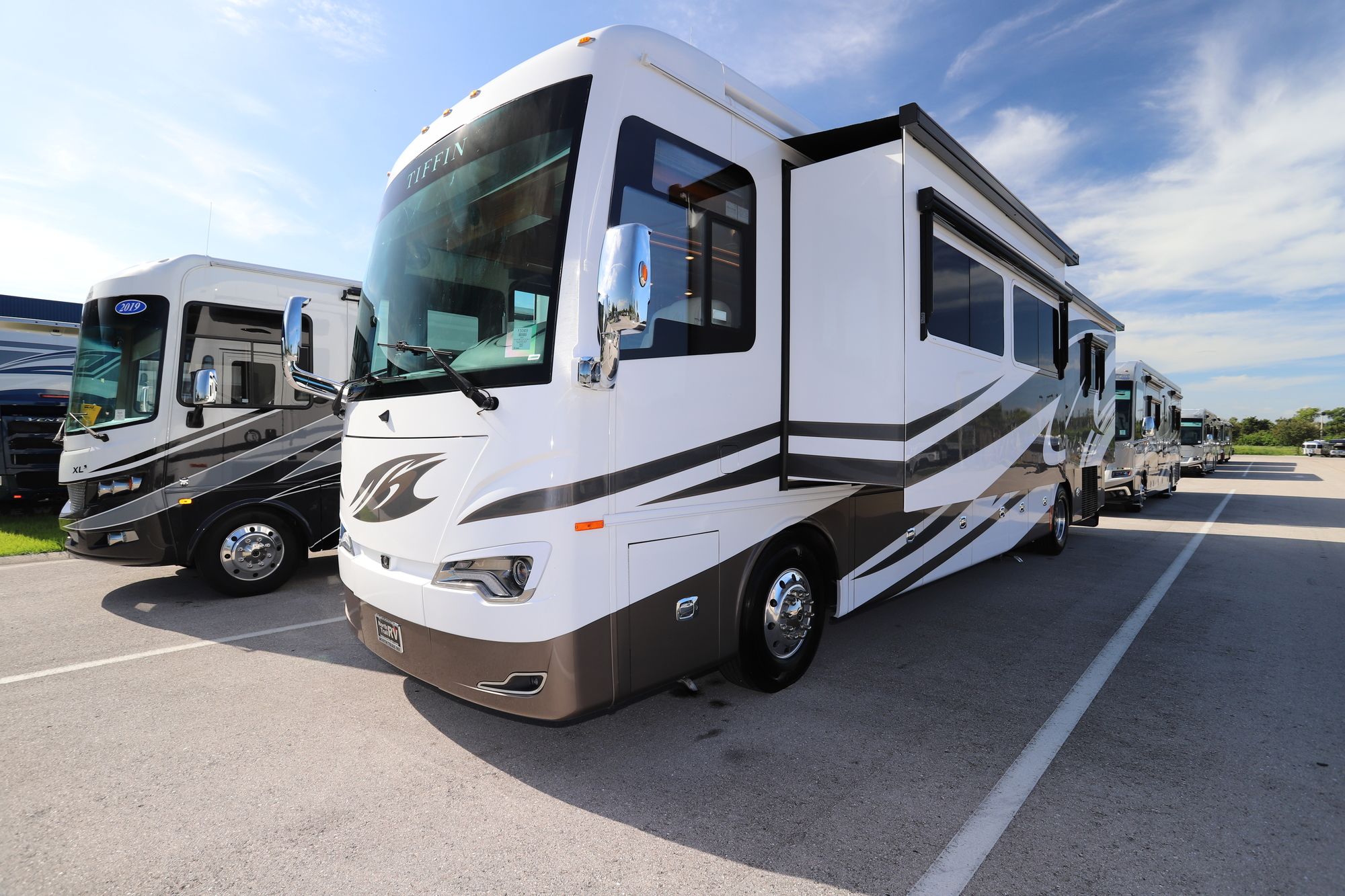 New 2021 Tiffin Motor Homes Allegro Bus 40AP Class A  For Sale