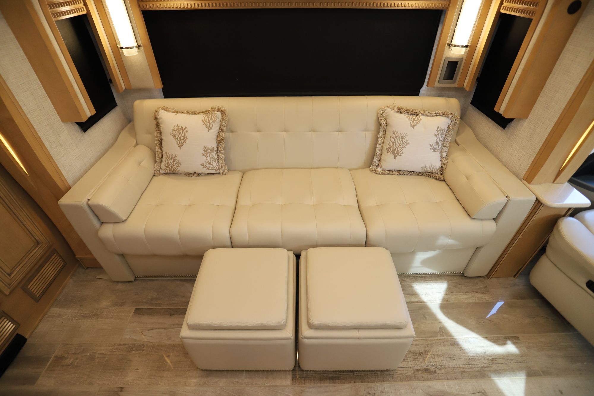 New 2020 Newmar New Aire 3543 Class A  For Sale