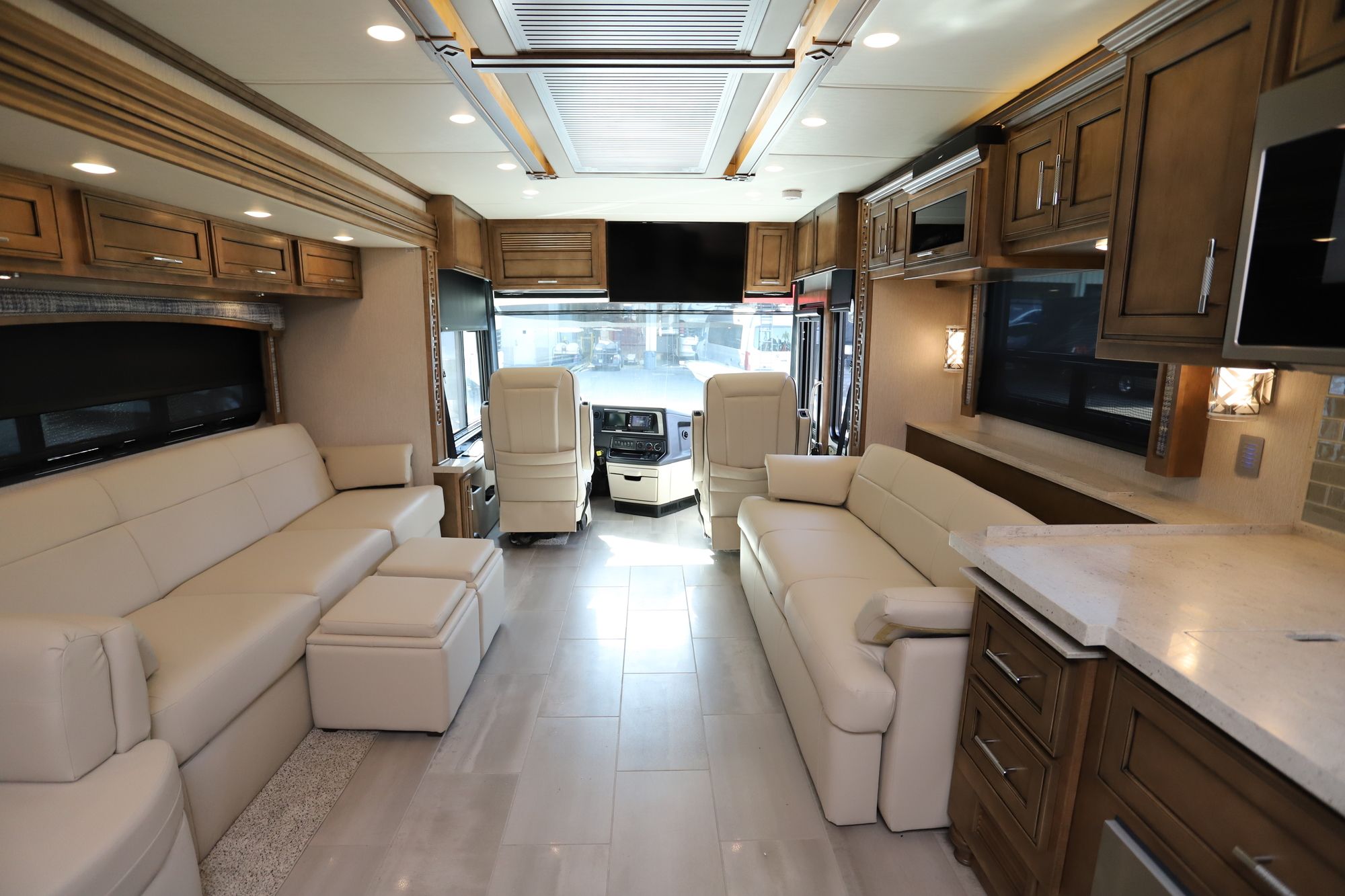 New 2020 Newmar Ventana 4369 Class A  For Sale