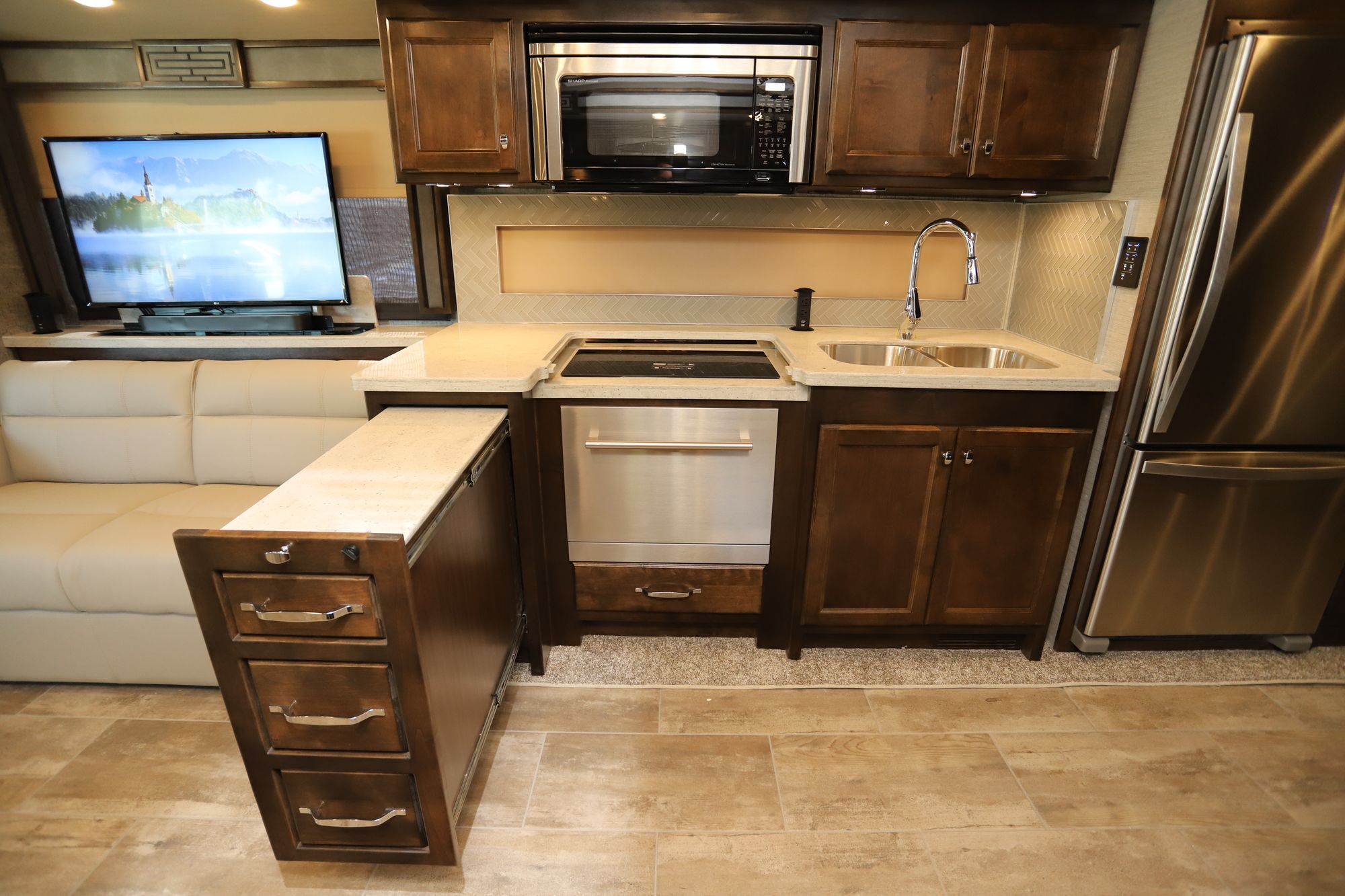 New 2020 Tiffin Motor Homes Allegro Red 37BA Class A  For Sale