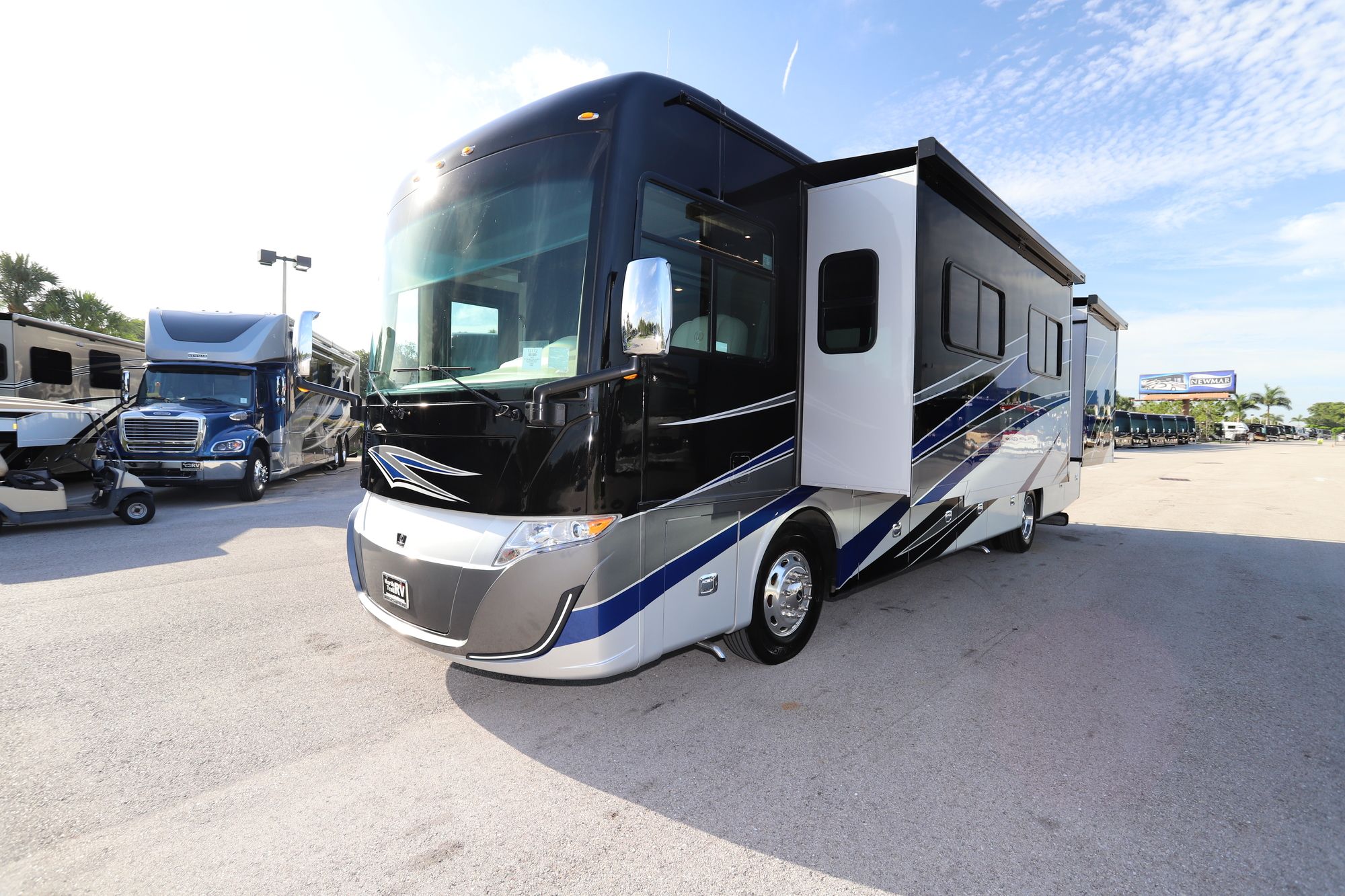 New 2020 Tiffin Motor Homes Allegro Red 37BA Class A  For Sale